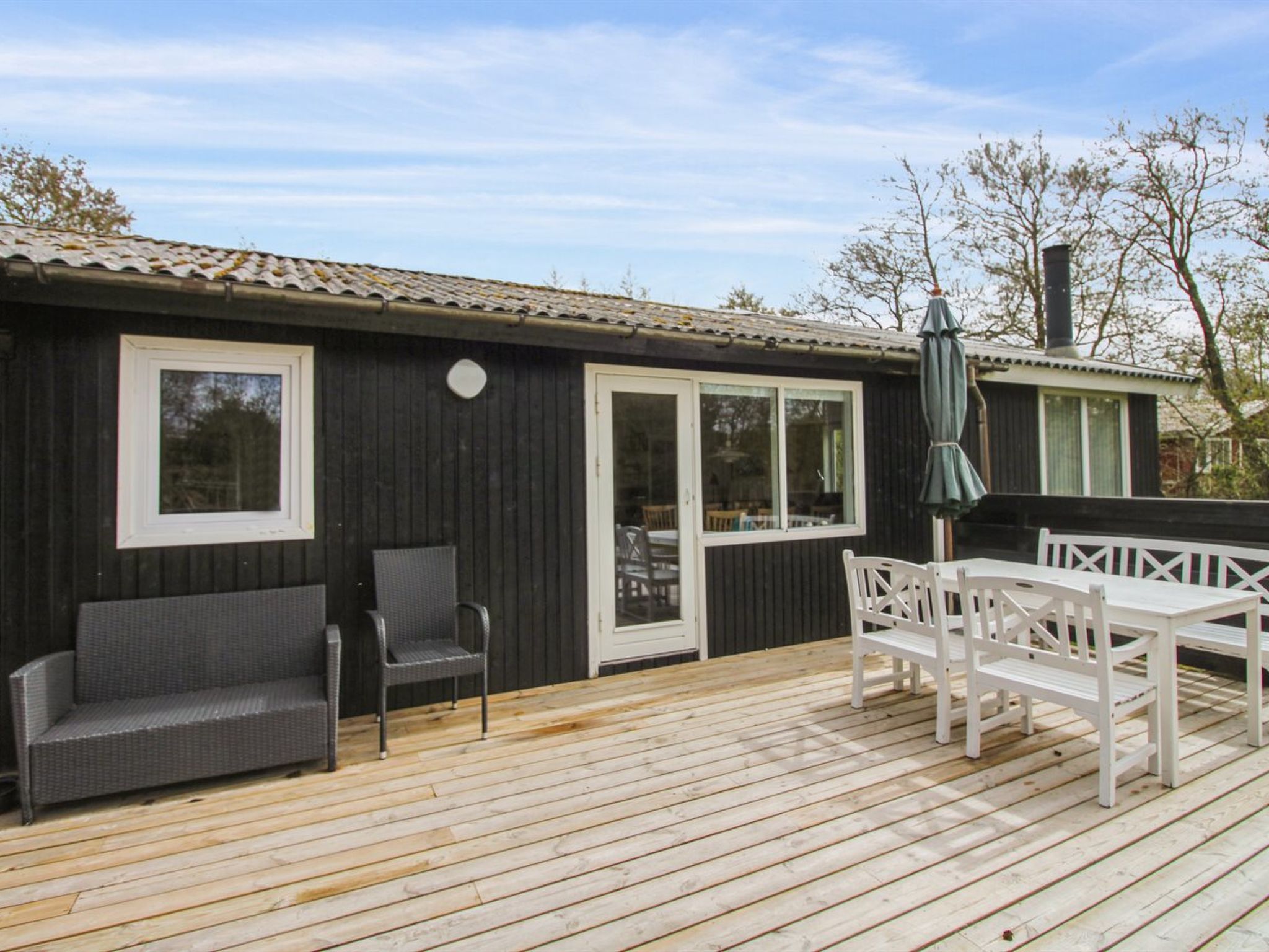 "Nielsine" - 1.5km from the sea-Buiten