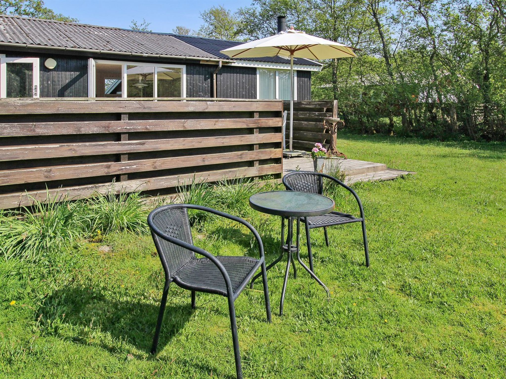 "Nielsine" - 1.5km from the sea-Buiten