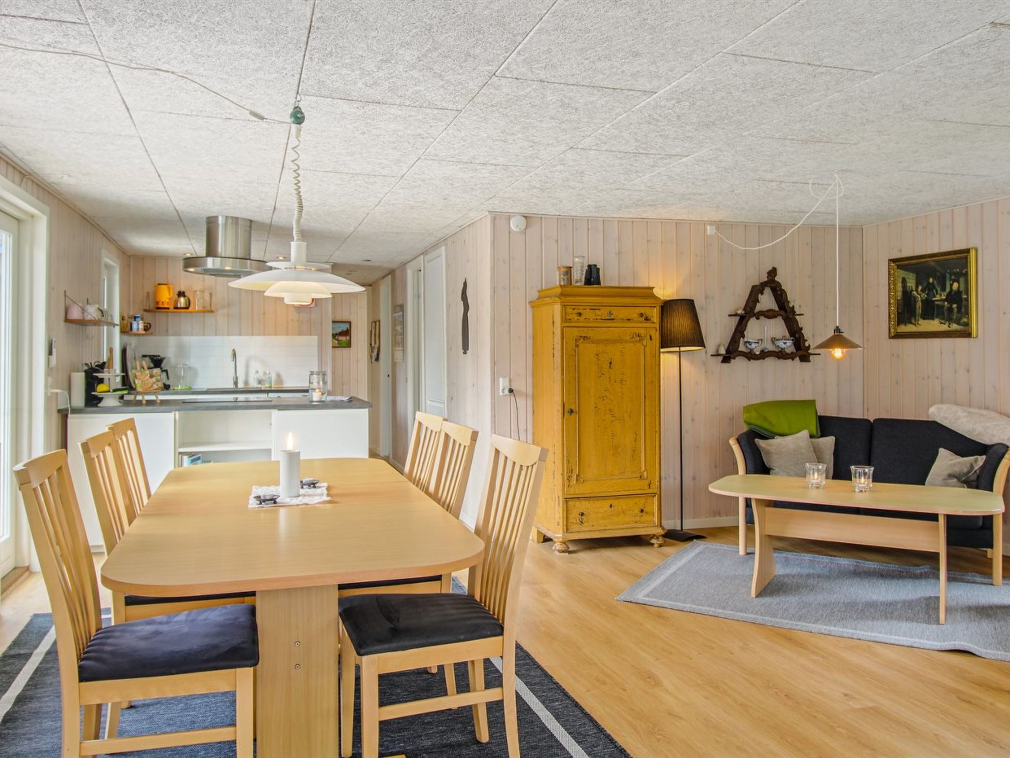 "Nielsine" - 1.5km from the sea - Binnen
