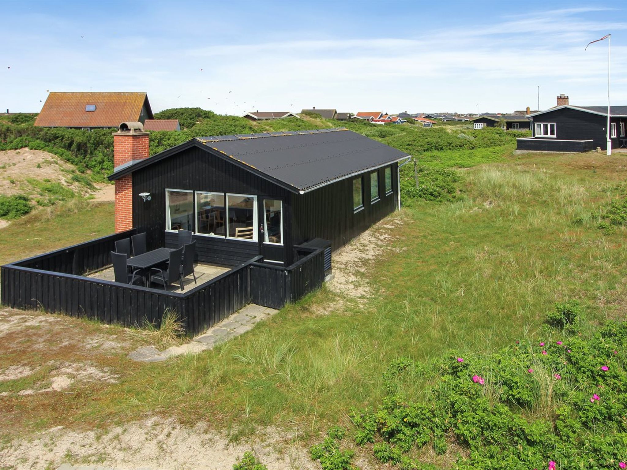 "Terhi" - 200m from the sea - Buiten