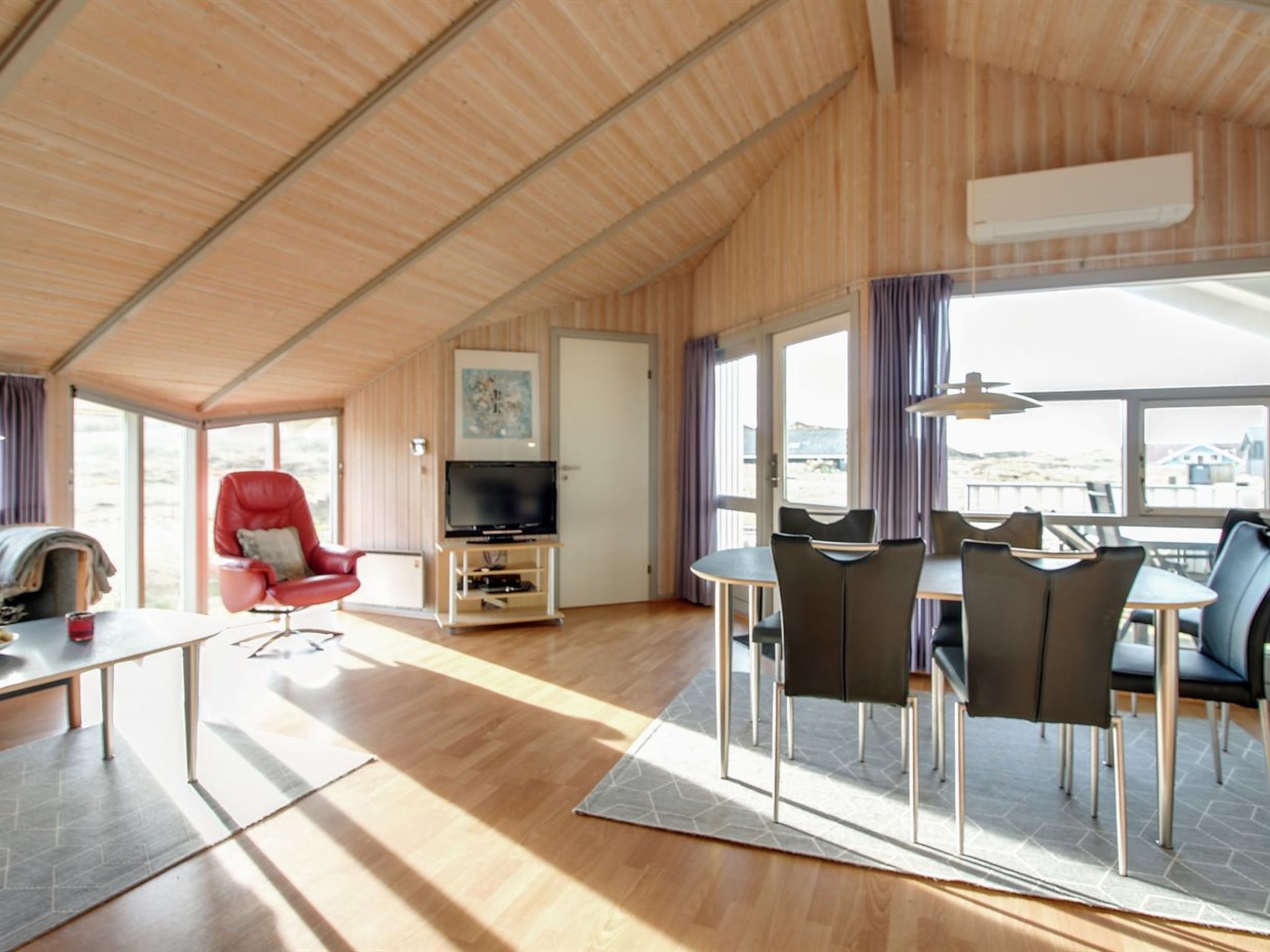 "Stian" - 200m from the sea