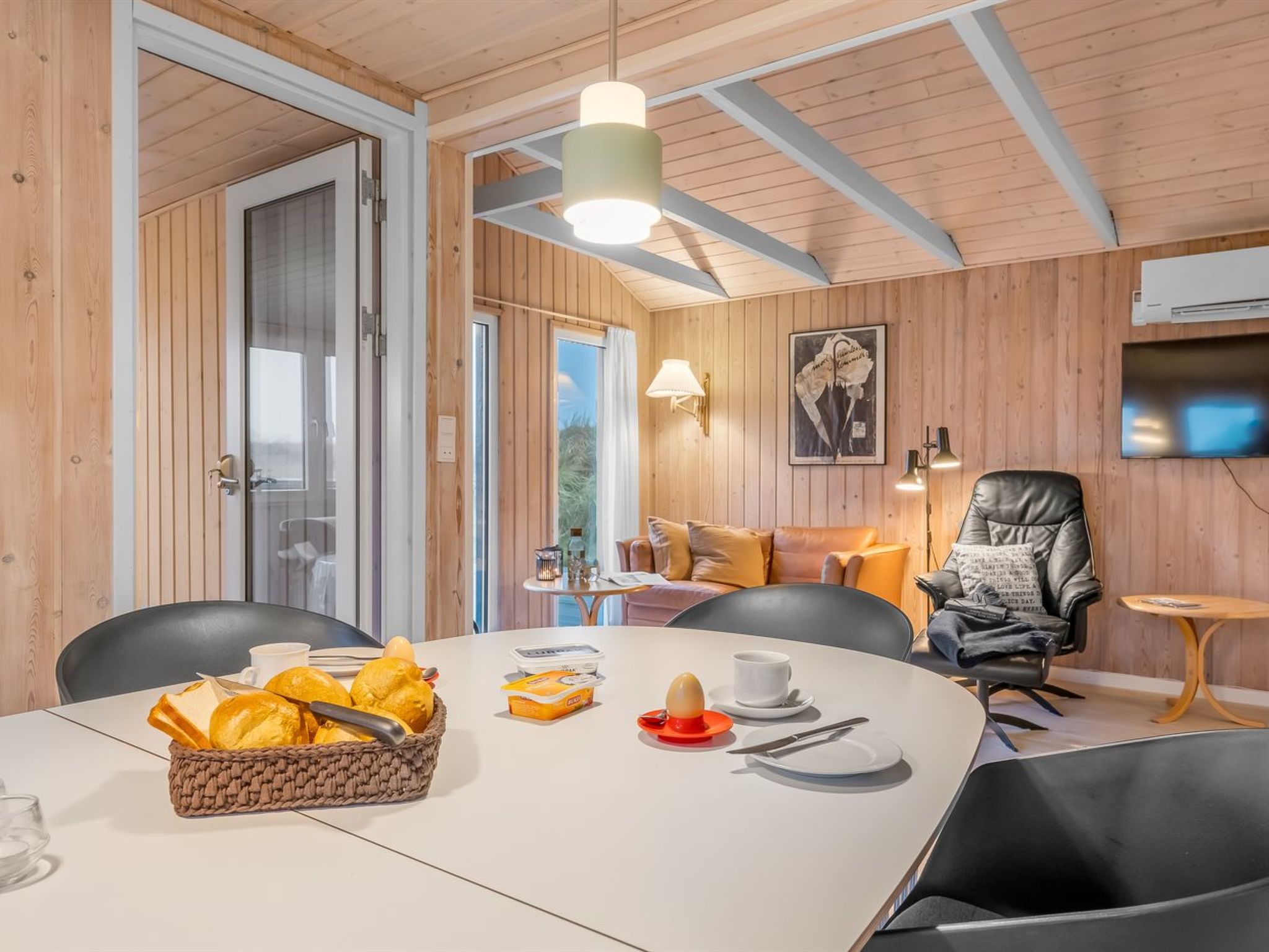 "Casandra" - 600m from the sea - Binnen