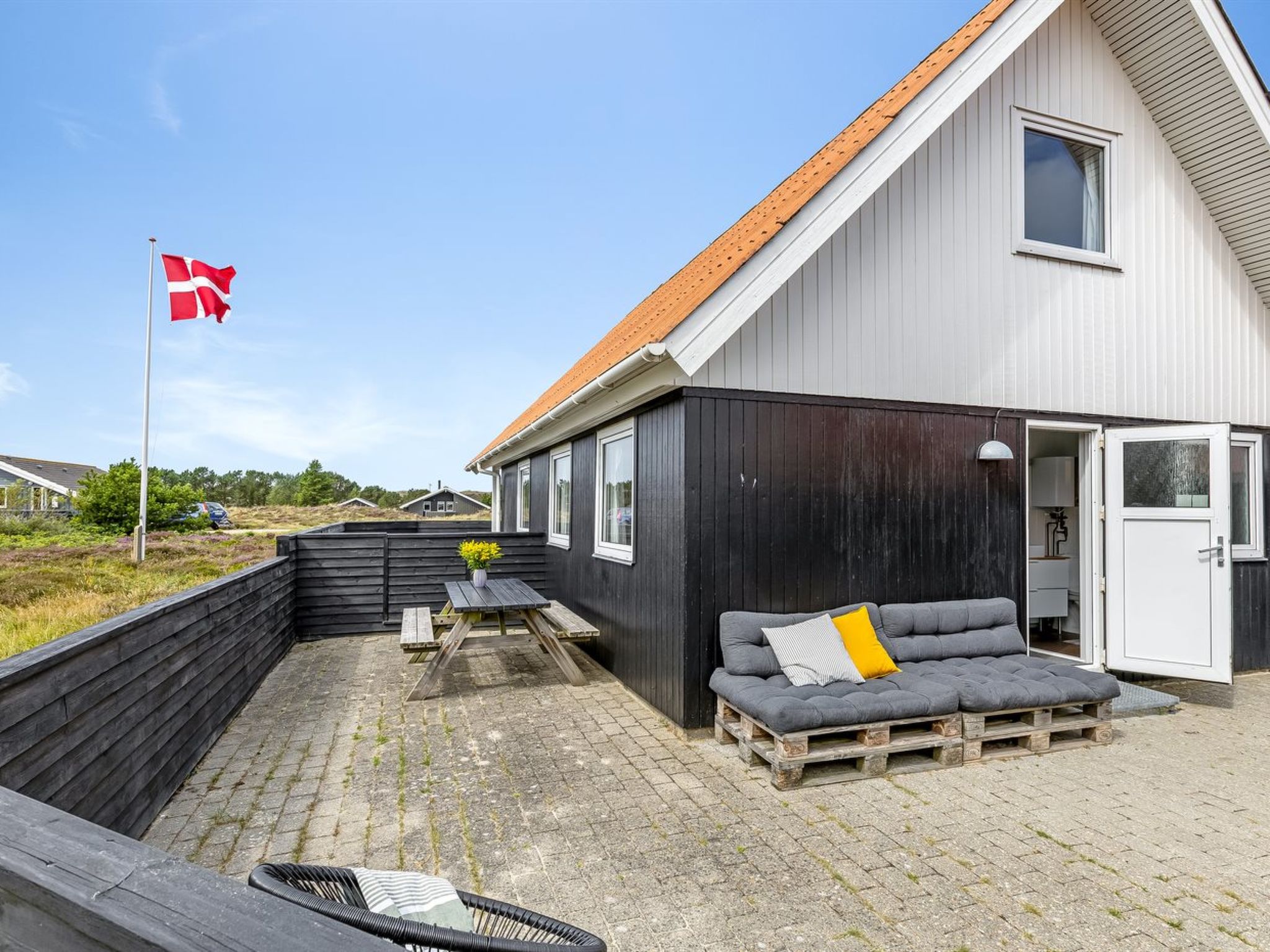 "Teda" - 2km from the sea