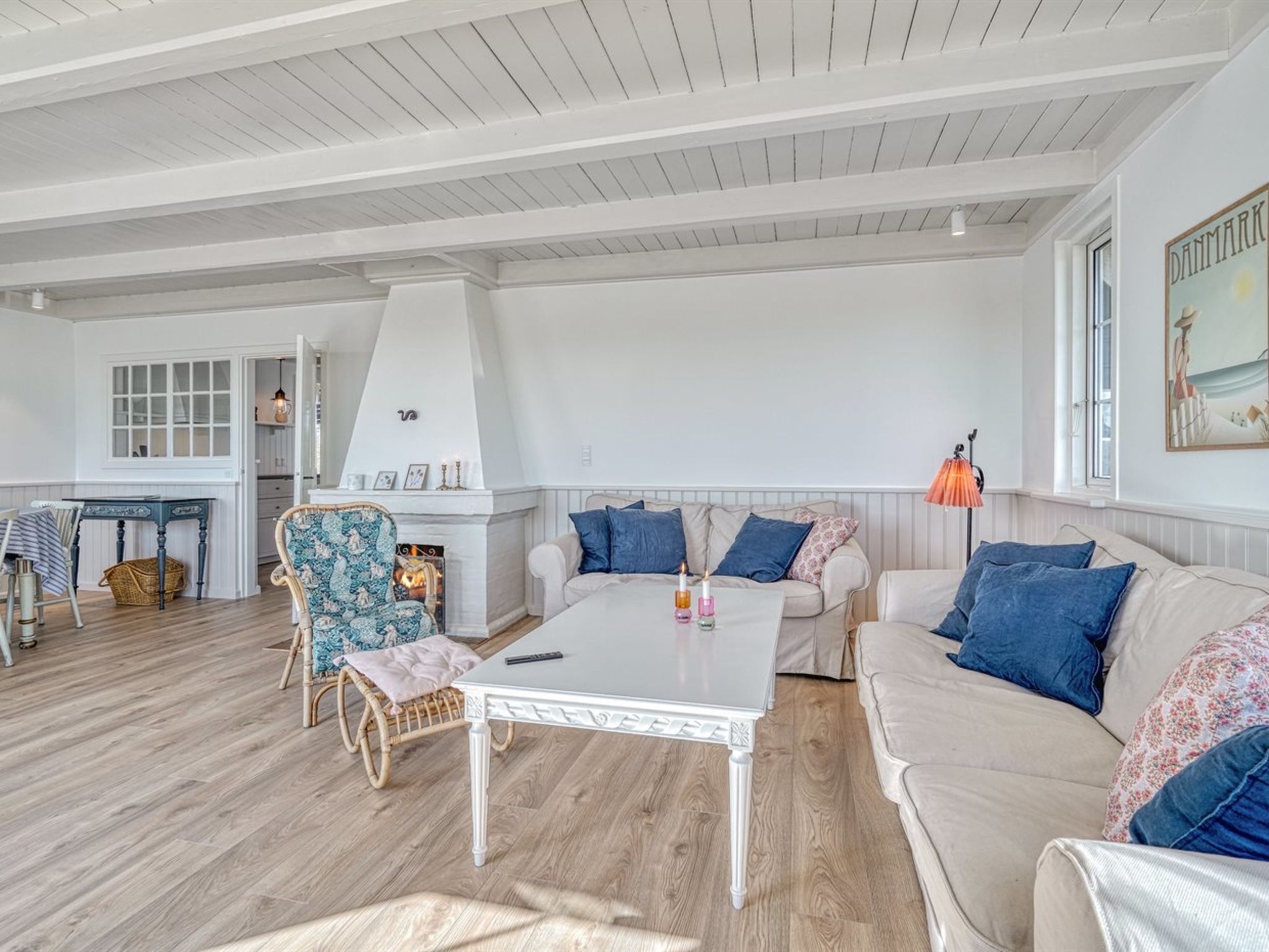 "Sten" - 100m from the sea - Binnen