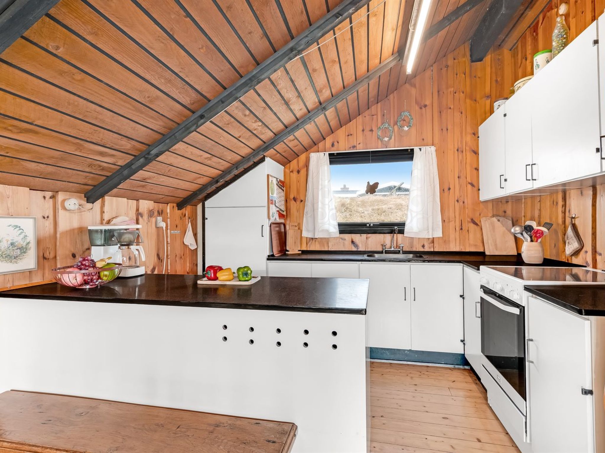 "Delia" - 300m from the sea-Binnen