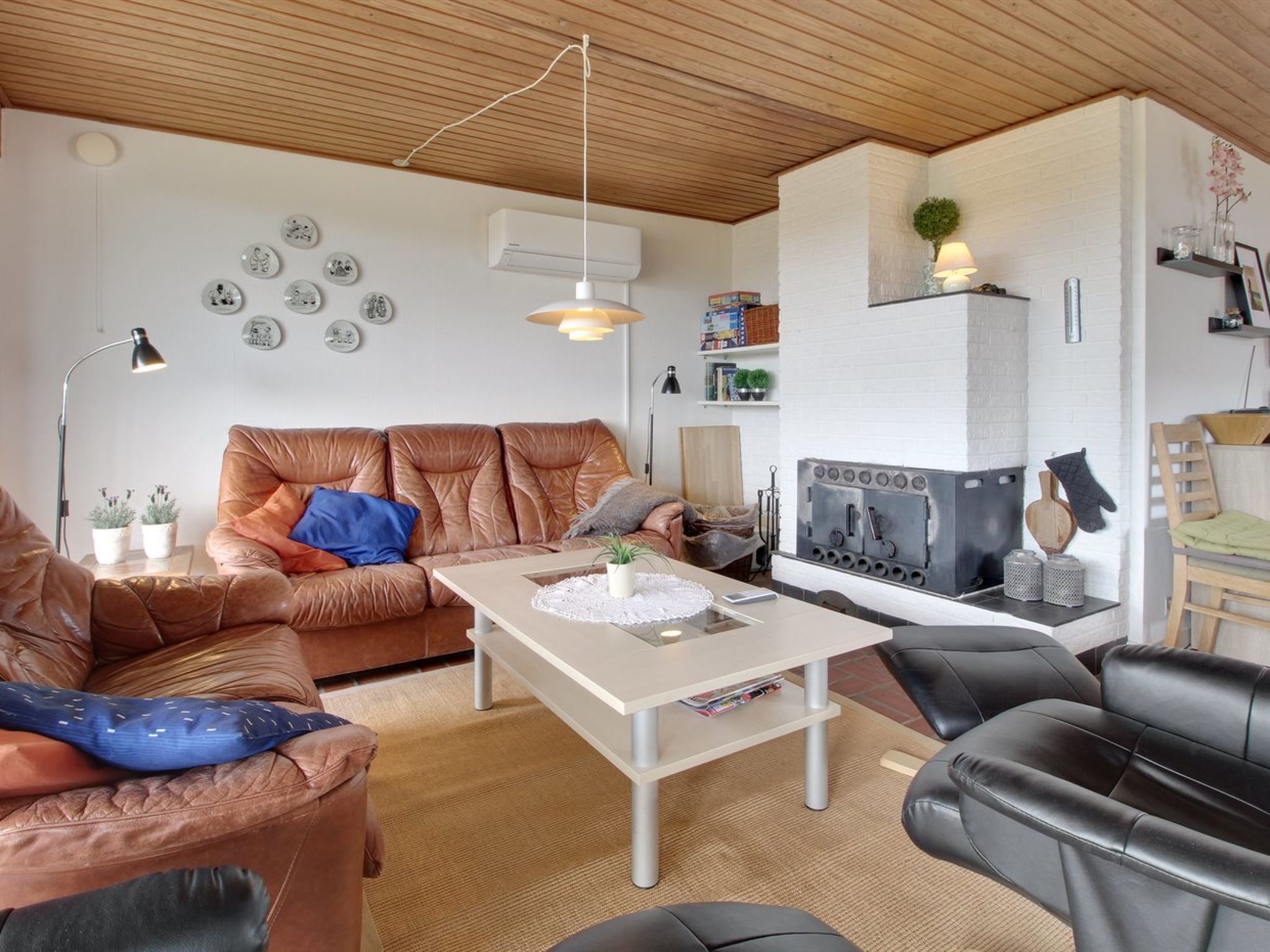 "Sophine" - 50m from the sea-Binnen