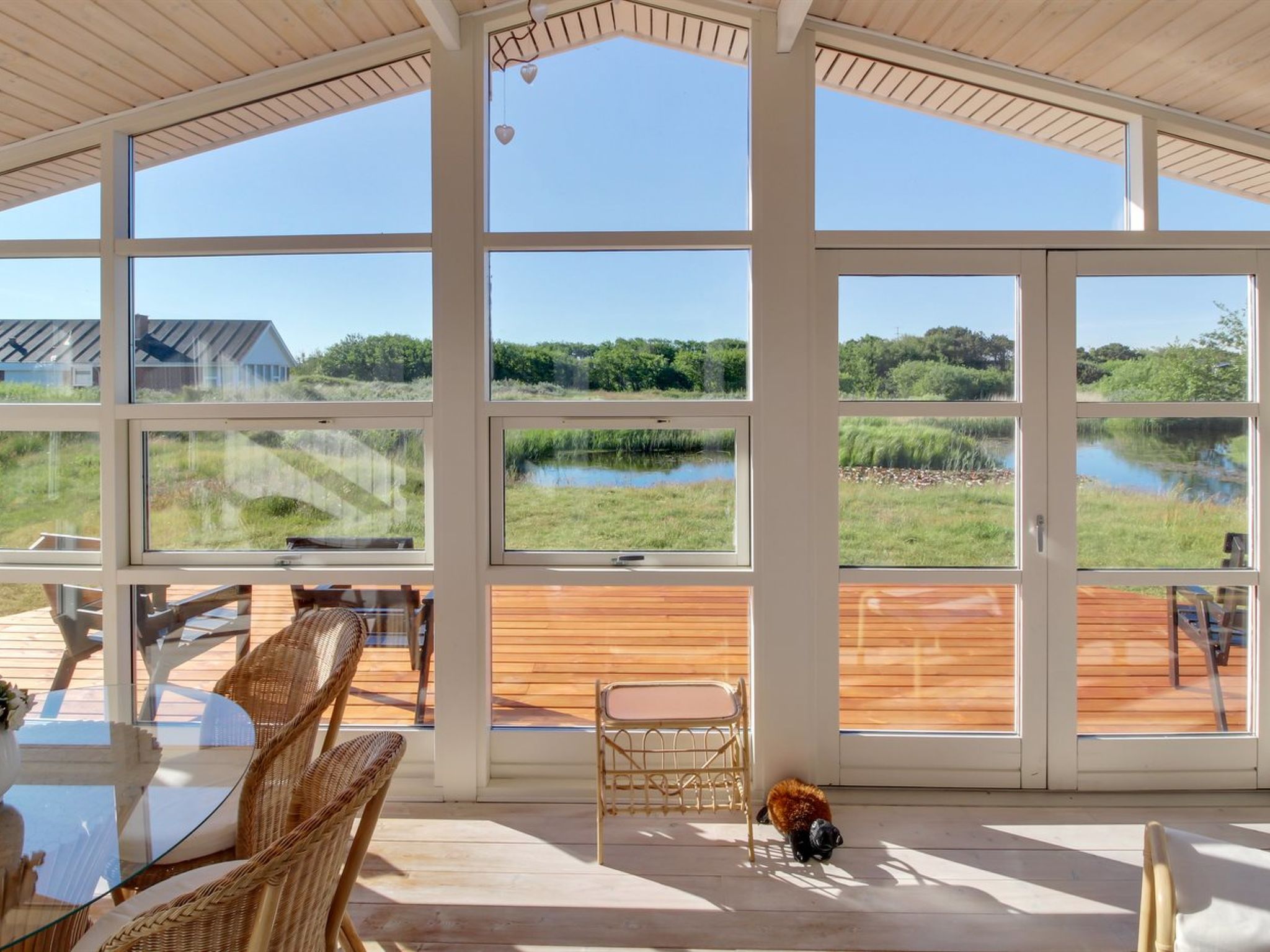 "Allis" - 400m from the sea