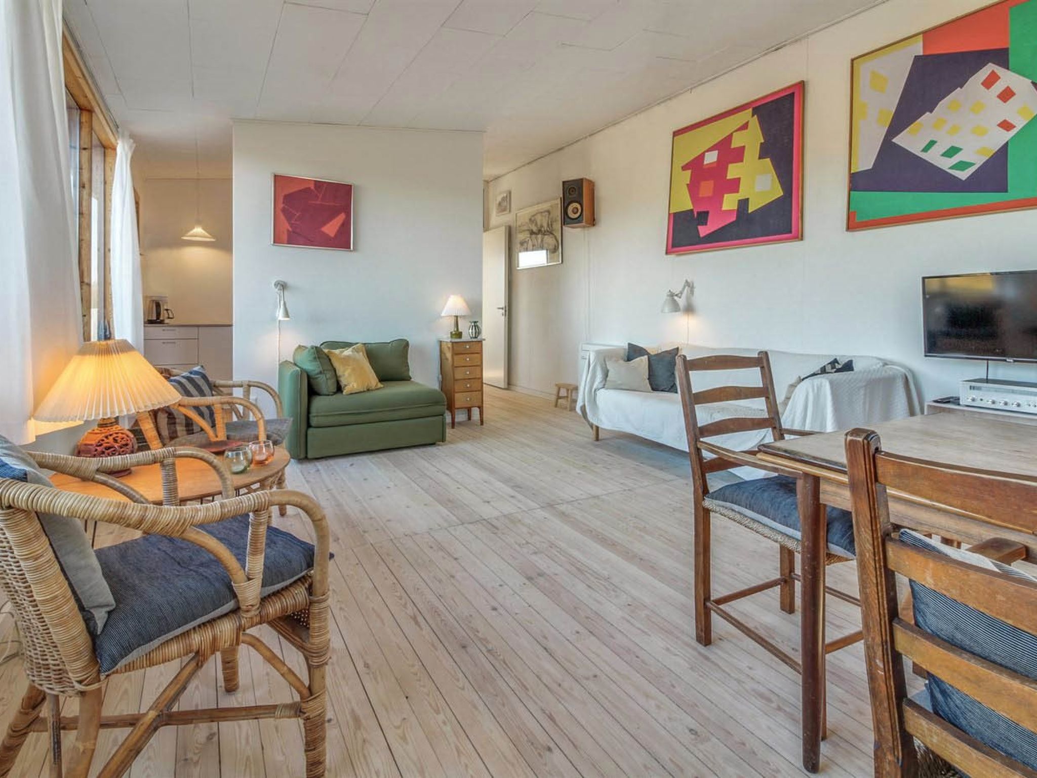 "Jules" - 300m from the sea