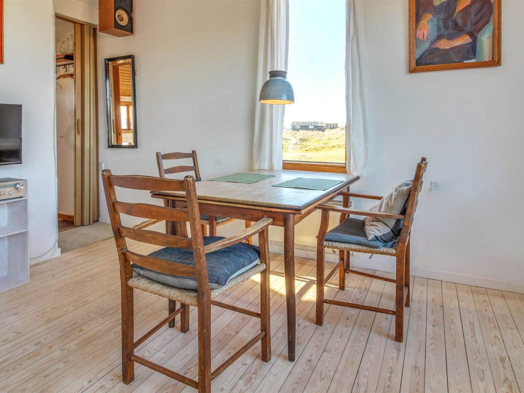 "Jules" - 300m from the sea - Binnen