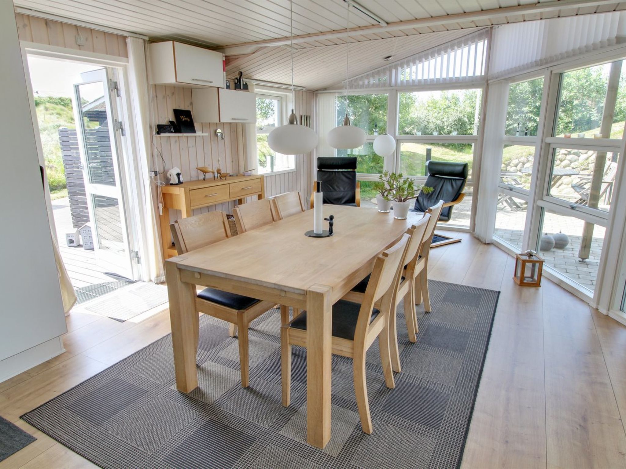 "Aatos" - 500m from the sea - Binnen