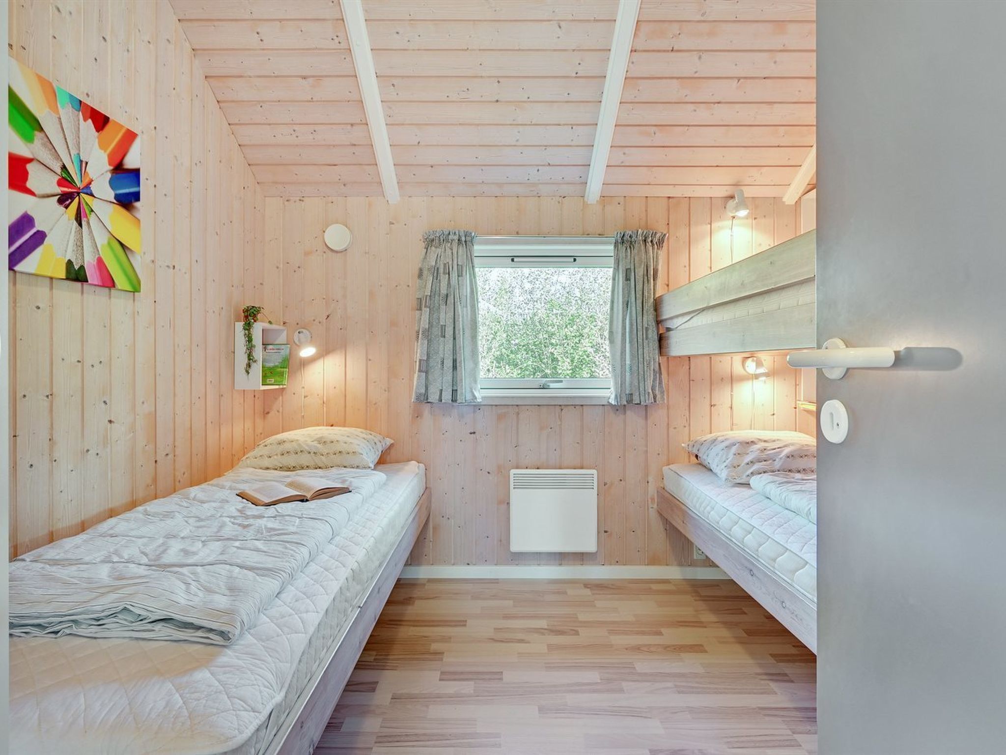"Germaine" - 1.2km from the sea-Inside