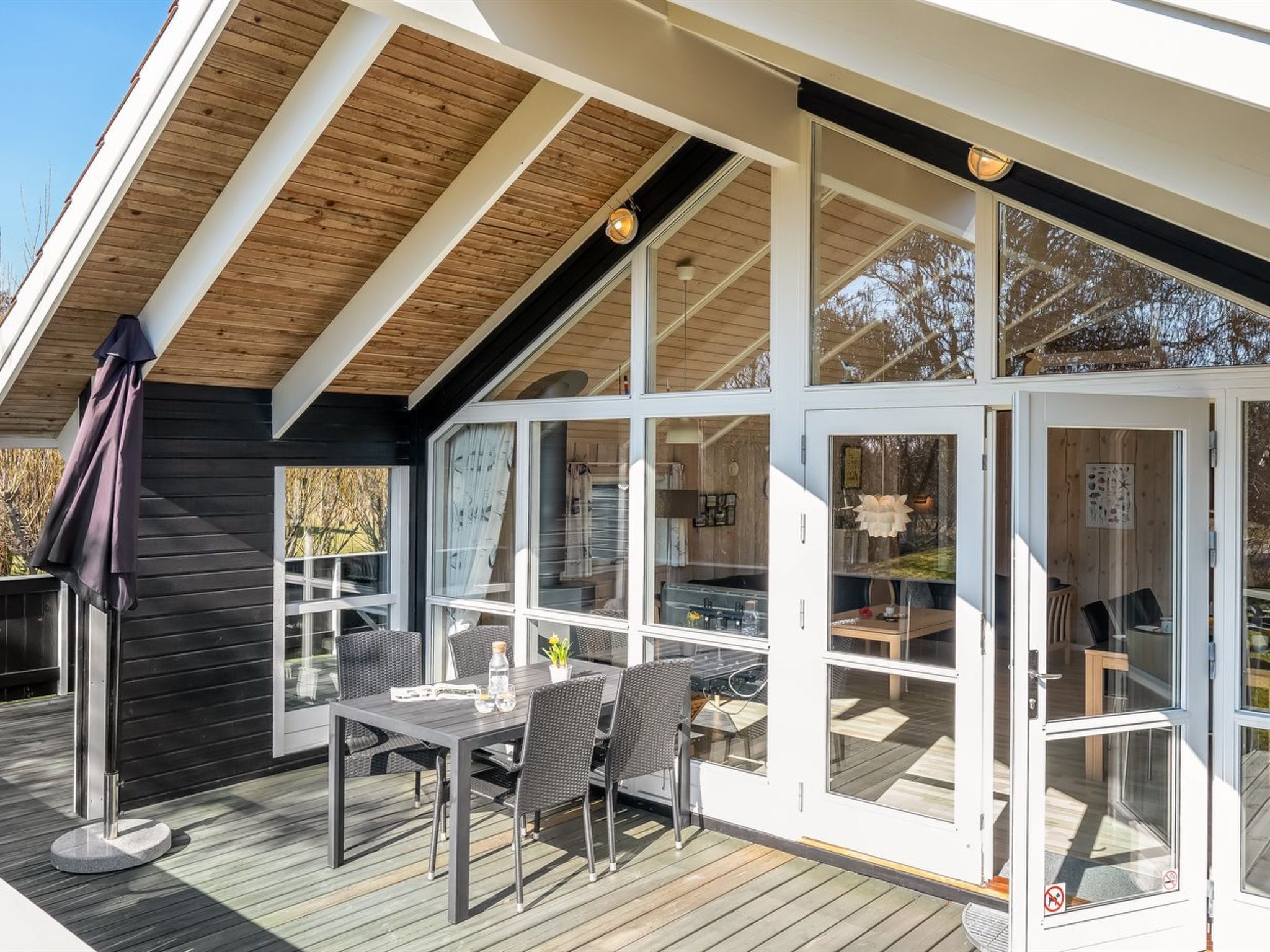 "Germaine" - 1.2km from the sea — Terrace (3 of 25)