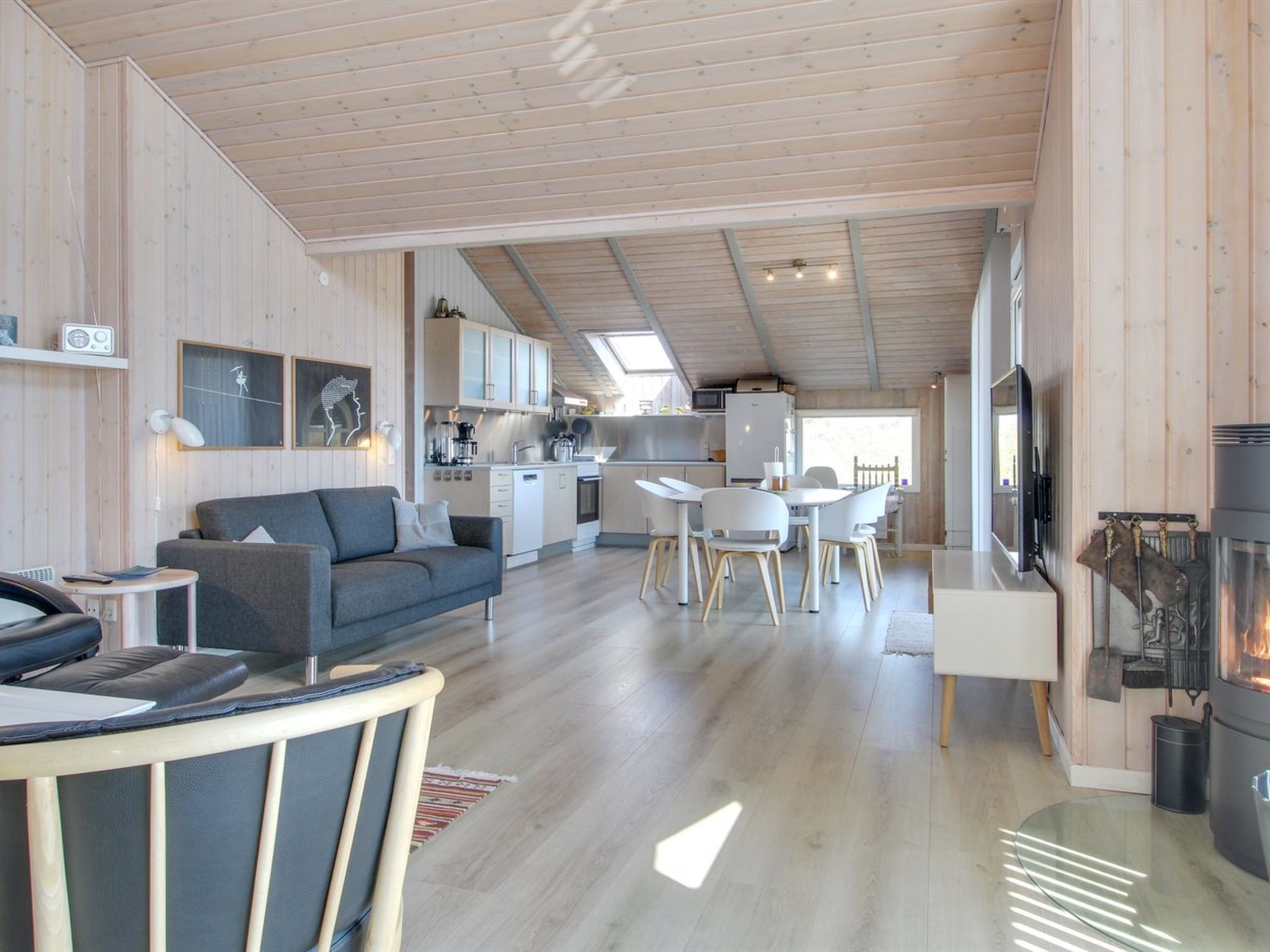"Aska" - 400m from the sea - Binnen