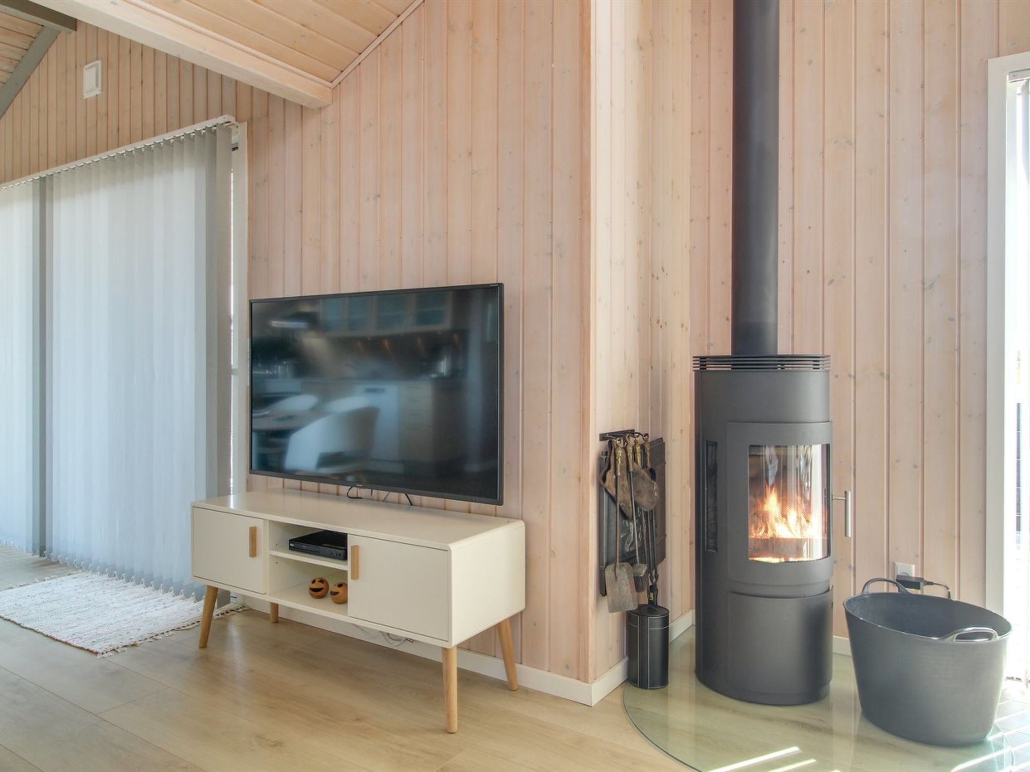 "Aska" - 400m from the sea - Binnen