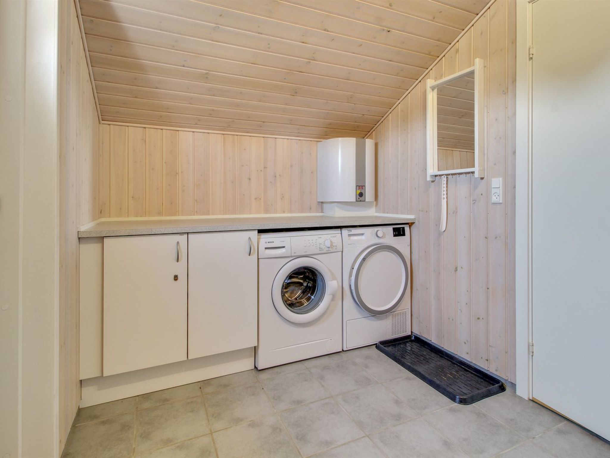 "Aska" - 400m from the sea - Binnen