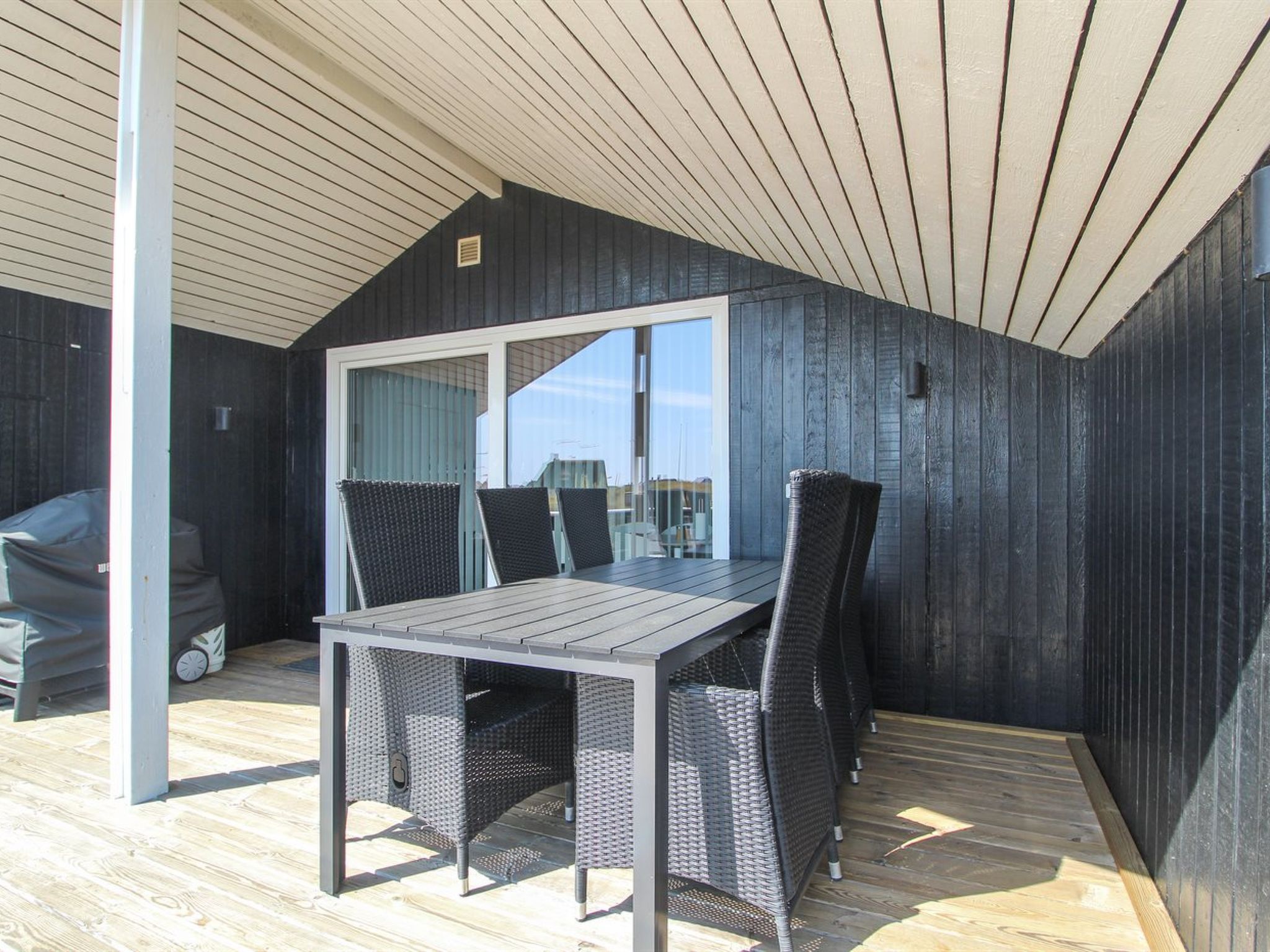 "Aska" - 400m from the sea - Buiten
