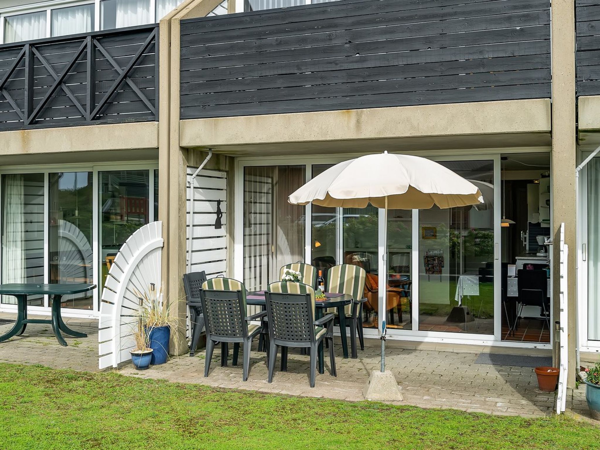 "Iliane" - 100m from the sea — Terrace (4 of 25)