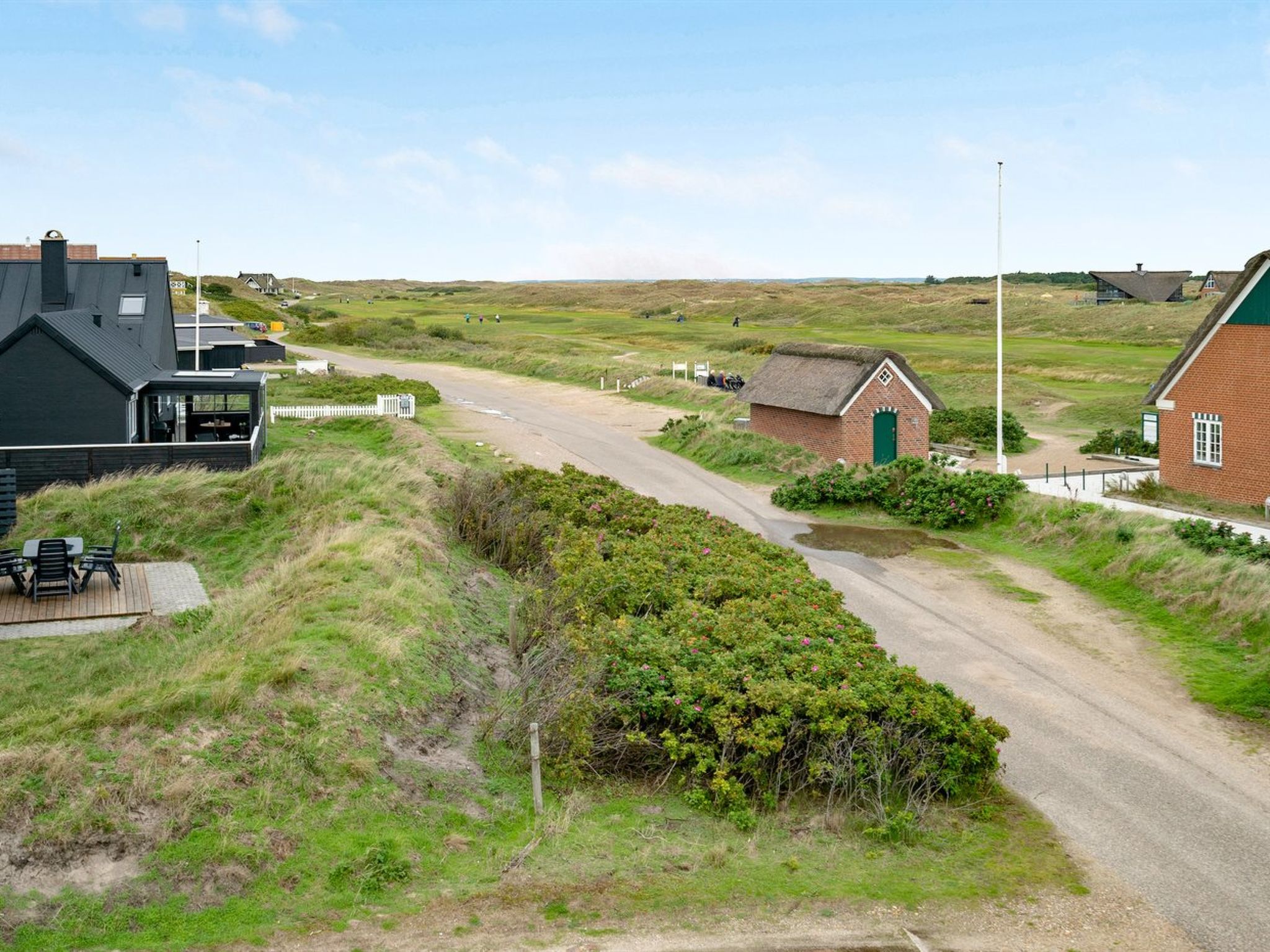 "Iliane" - 100m from the sea - Buiten