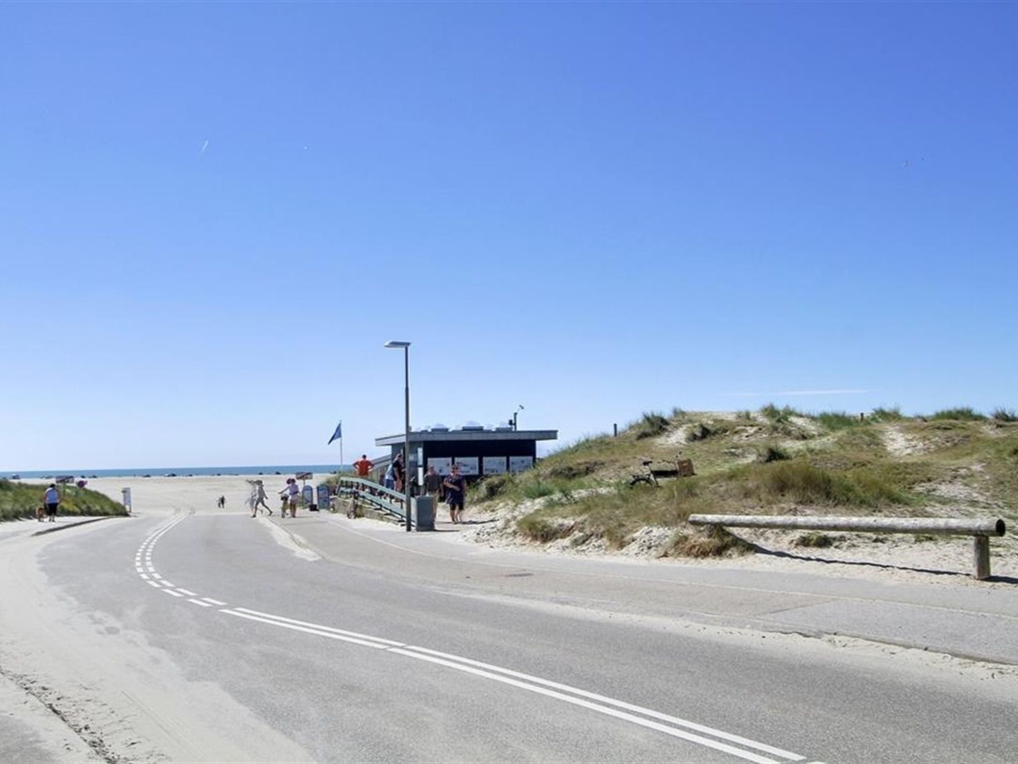 "Iliane" - 100m from the sea - Buiten
