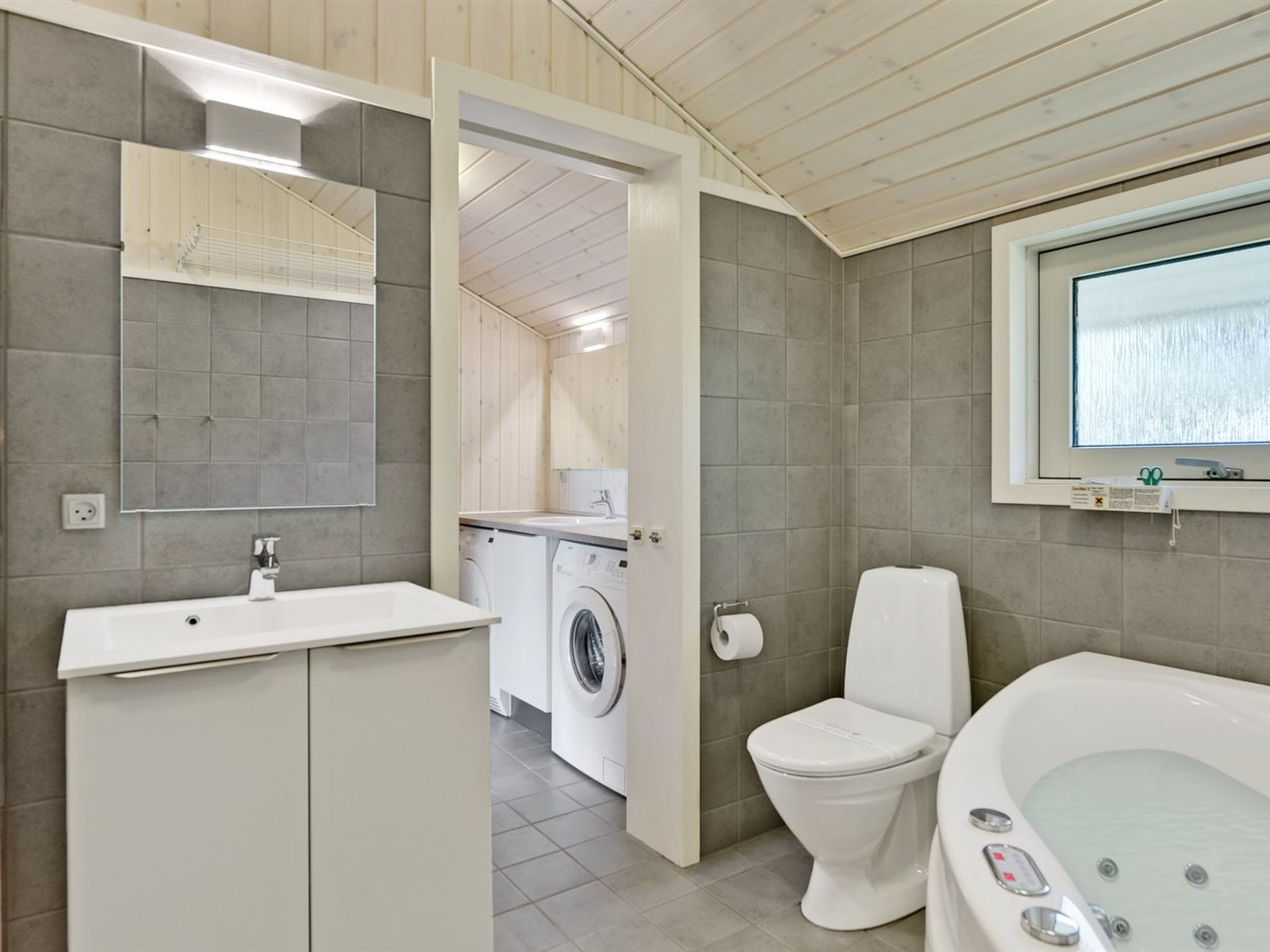"Nanne" - 1km from the sea - Binnen