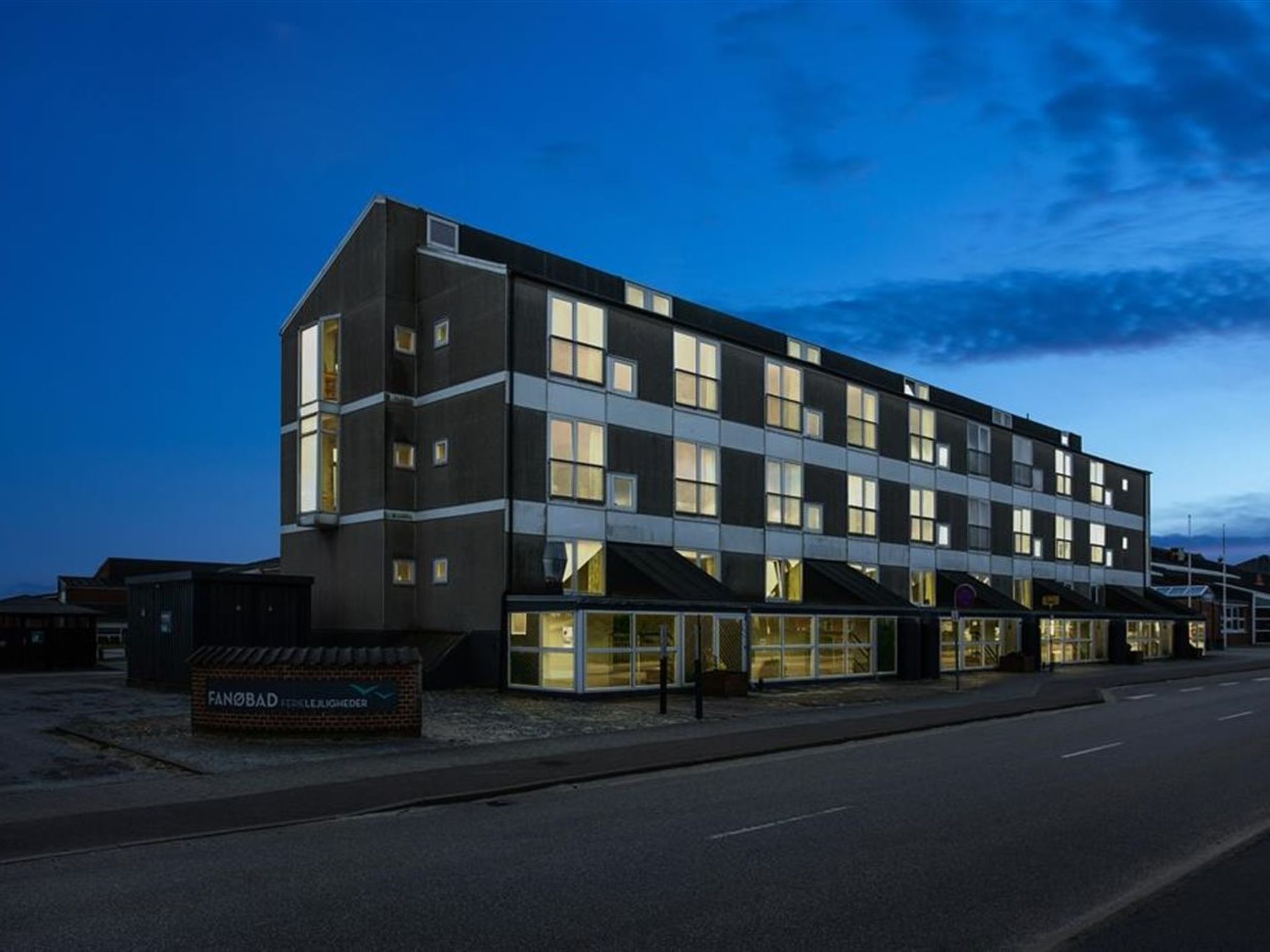 "Naike" - 100m from the sea-Buiten