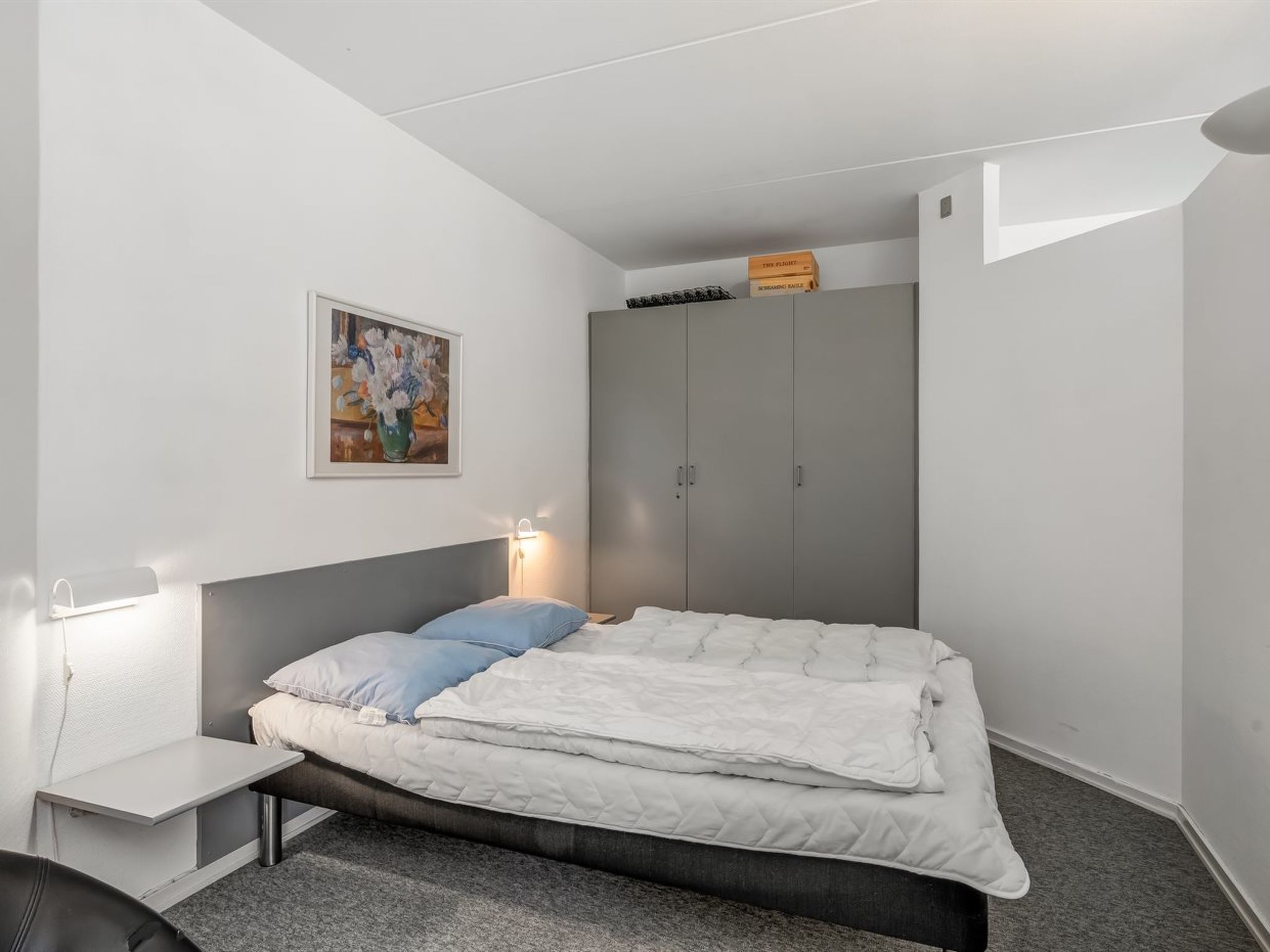 "Akai" - 100m from the sea-Dedans