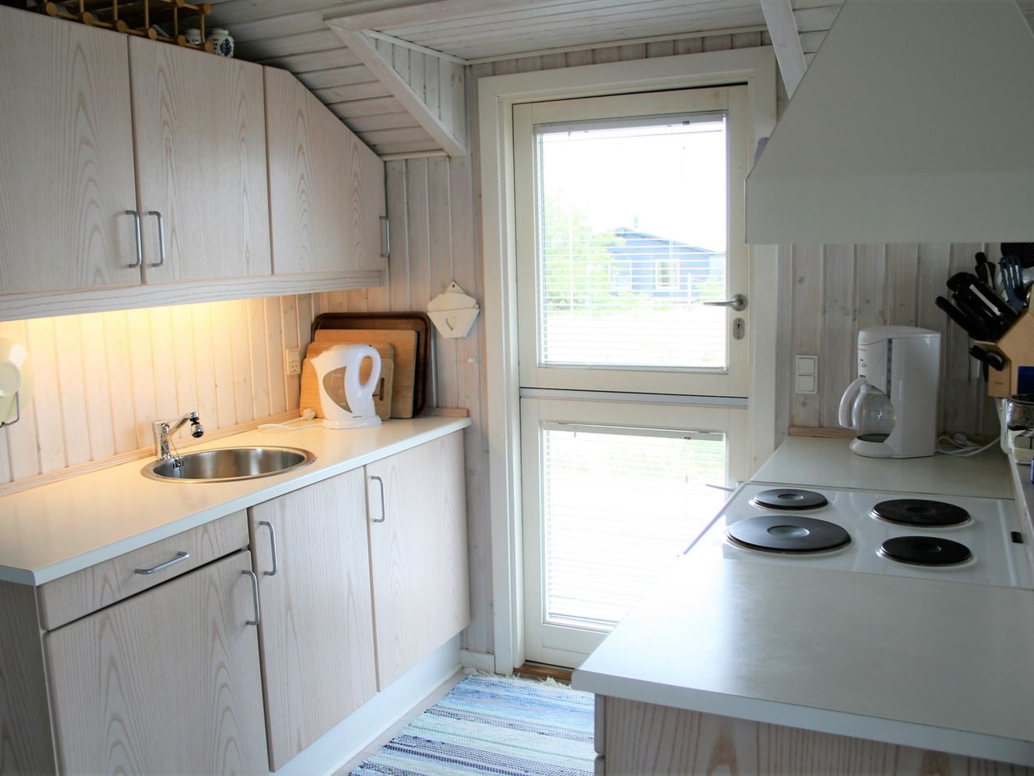 "Tonna" - 1km from the sea - Drinnen