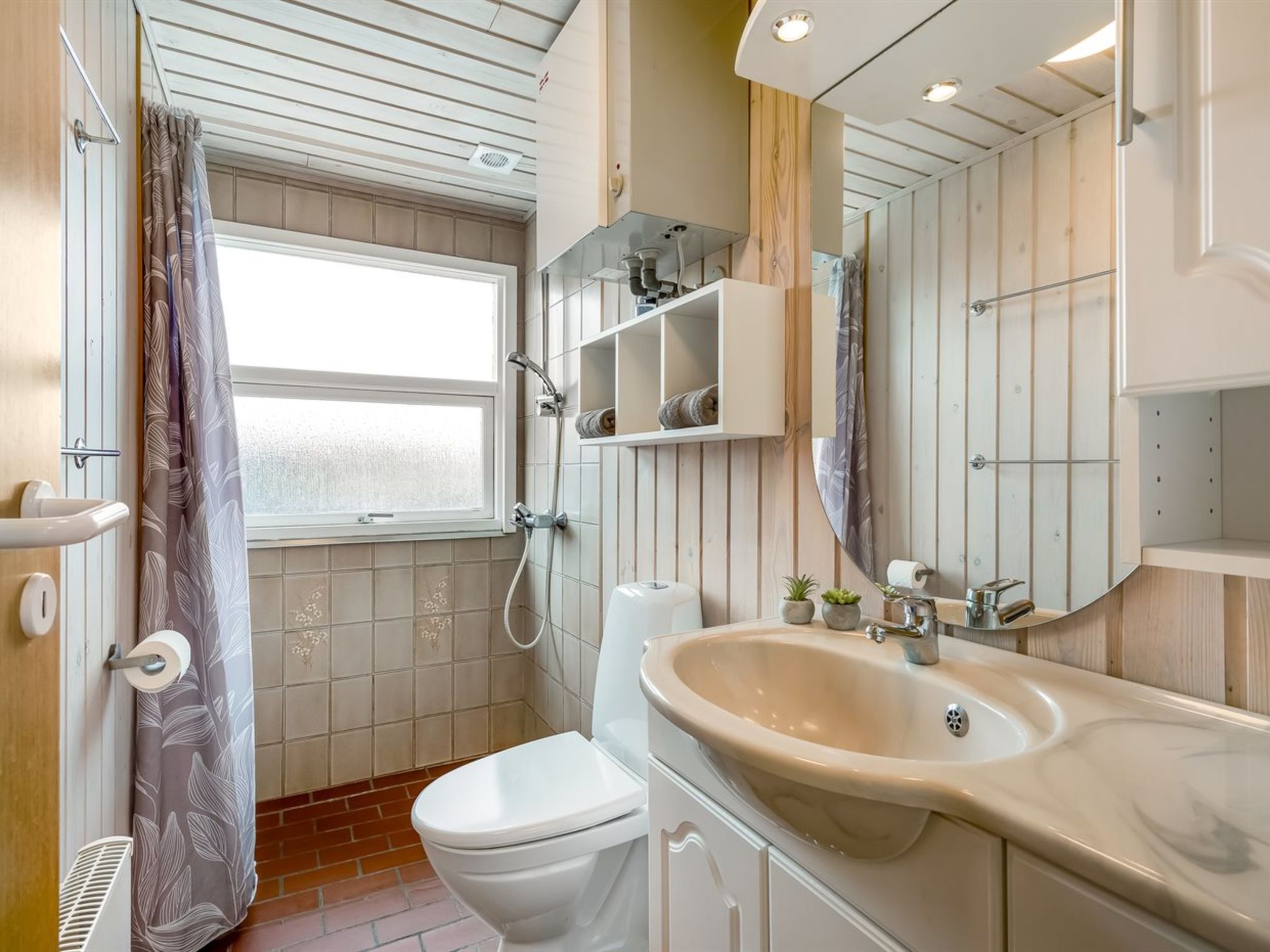 "Bentine" - 400m from the sea - Binnen