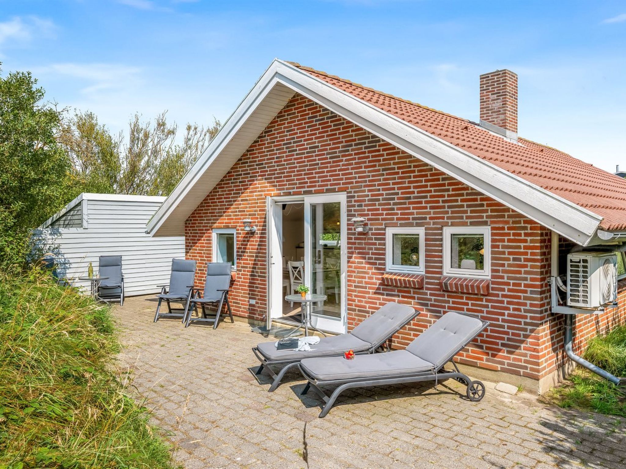 "Danica" - 500m from the sea - Draußen