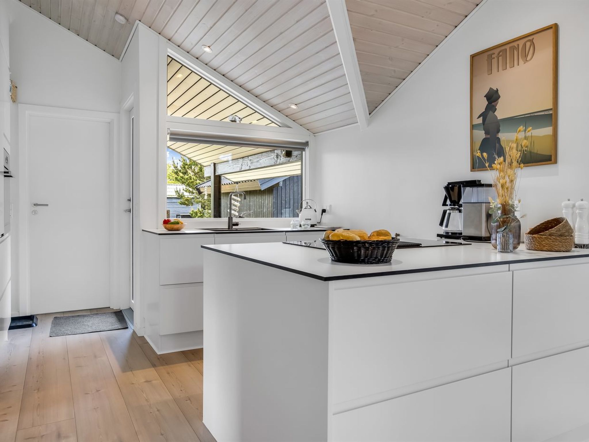 "Ubbe" - 800m from the sea - Binnen