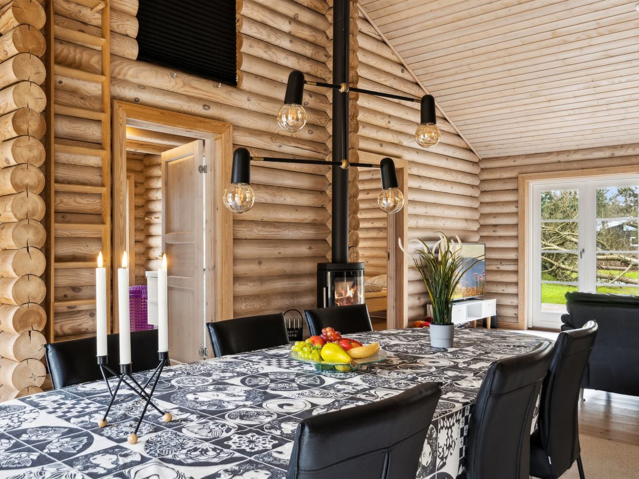 "Luzy" - 1km from the sea - Binnen