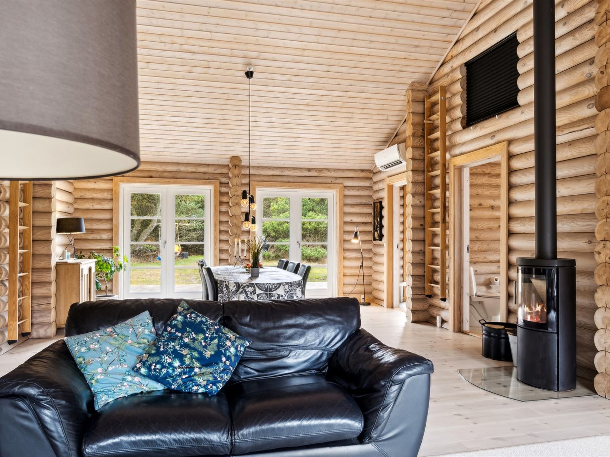 "Luzy" - 1km from the sea - Binnen