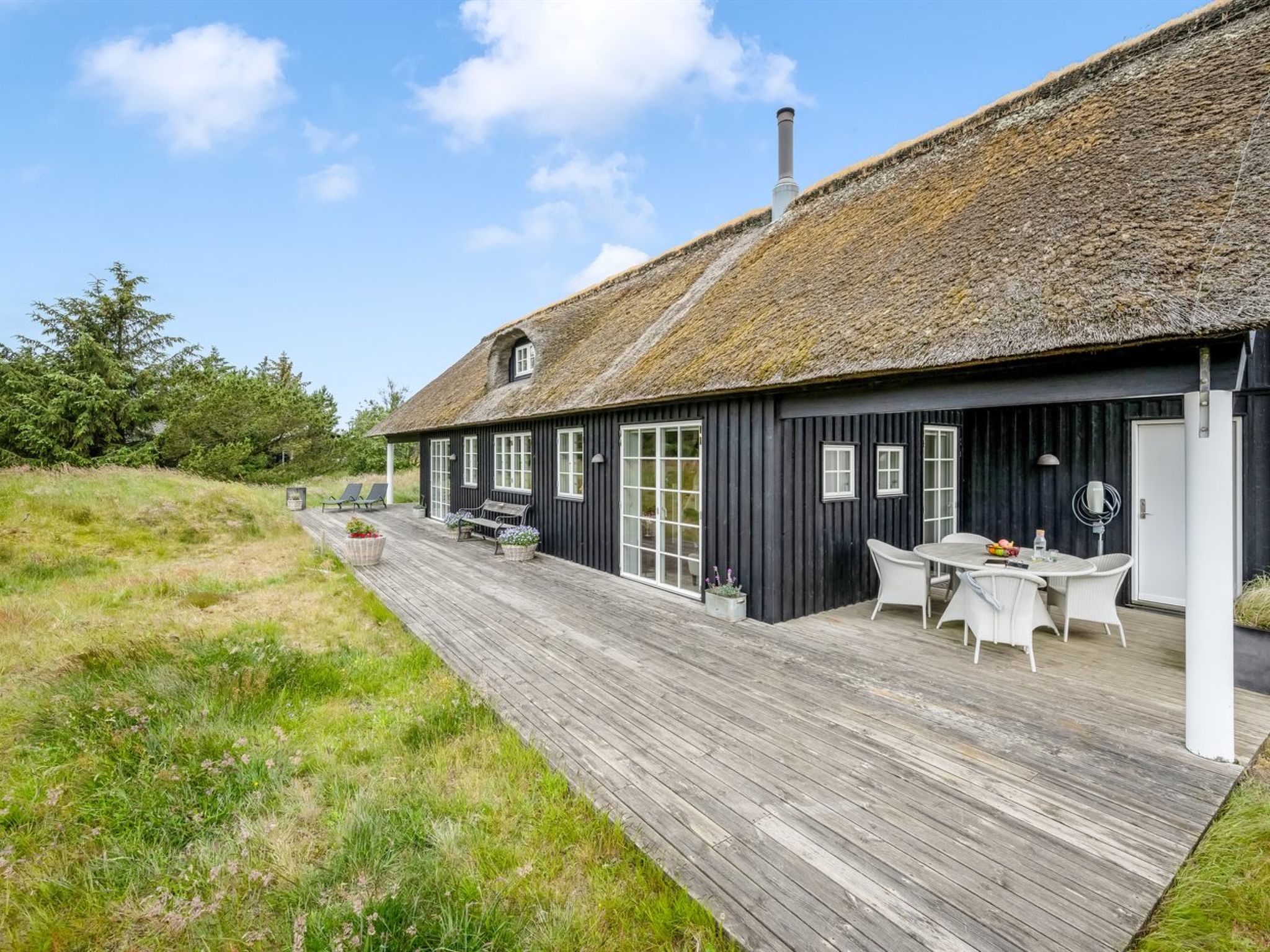 "Helmi" - 1.5km from the sea - Buiten