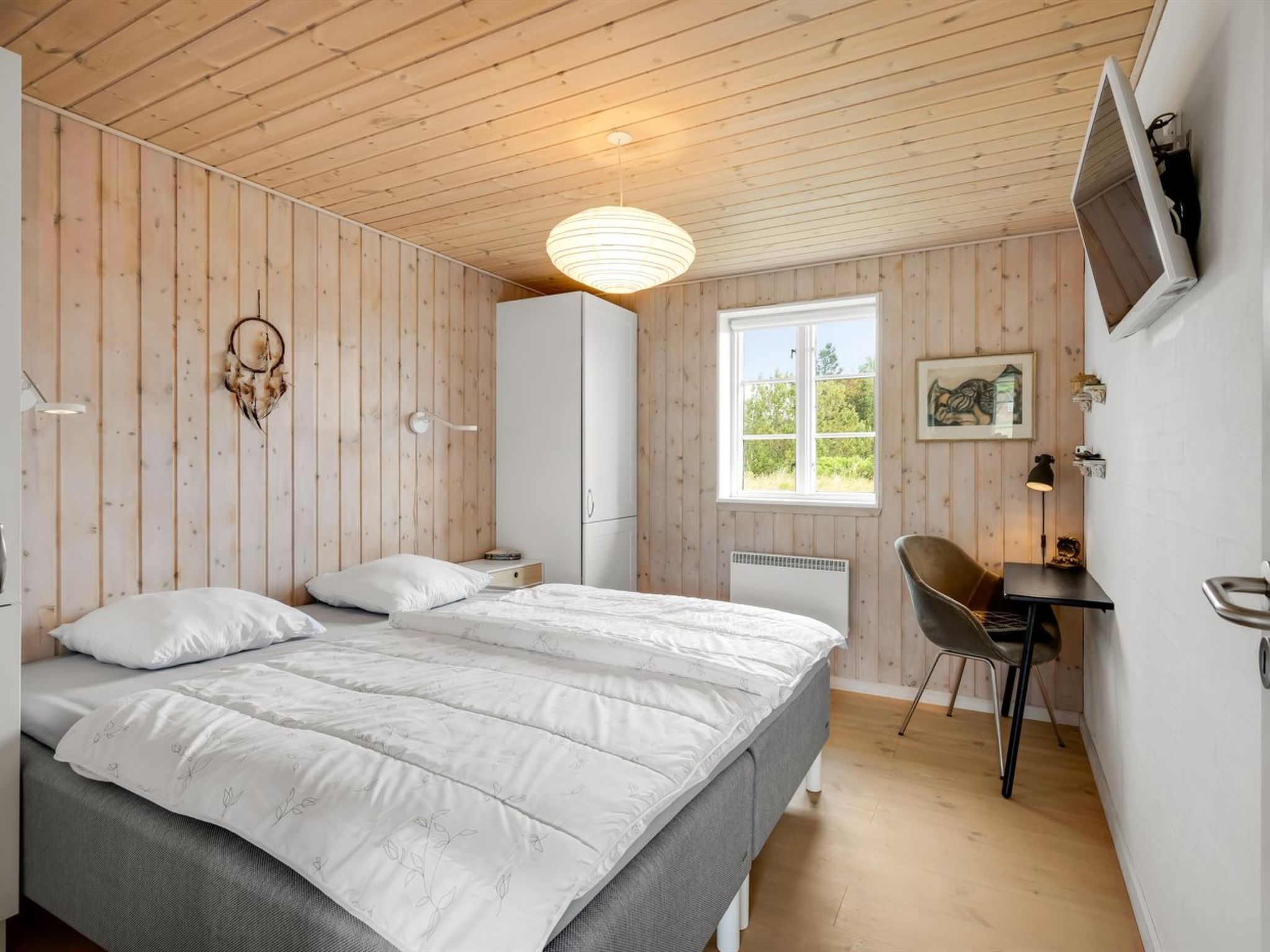 "Helmi" - 1.5km from the sea - Binnen