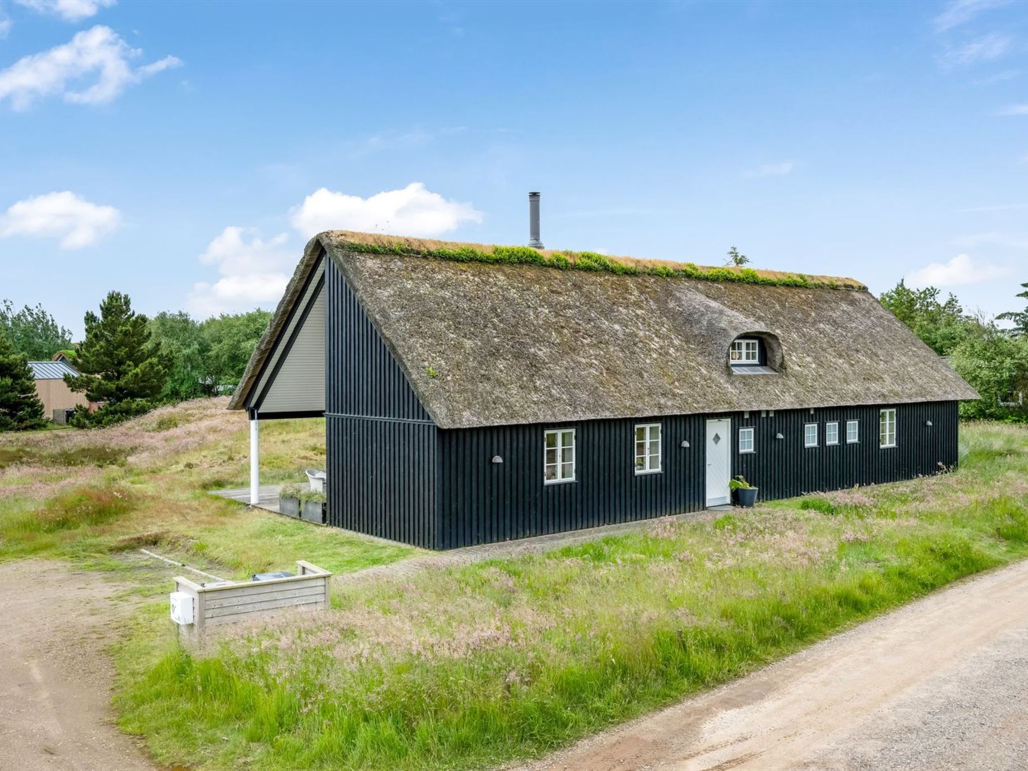 "Helmi" - 1.5km from the sea - Buiten
