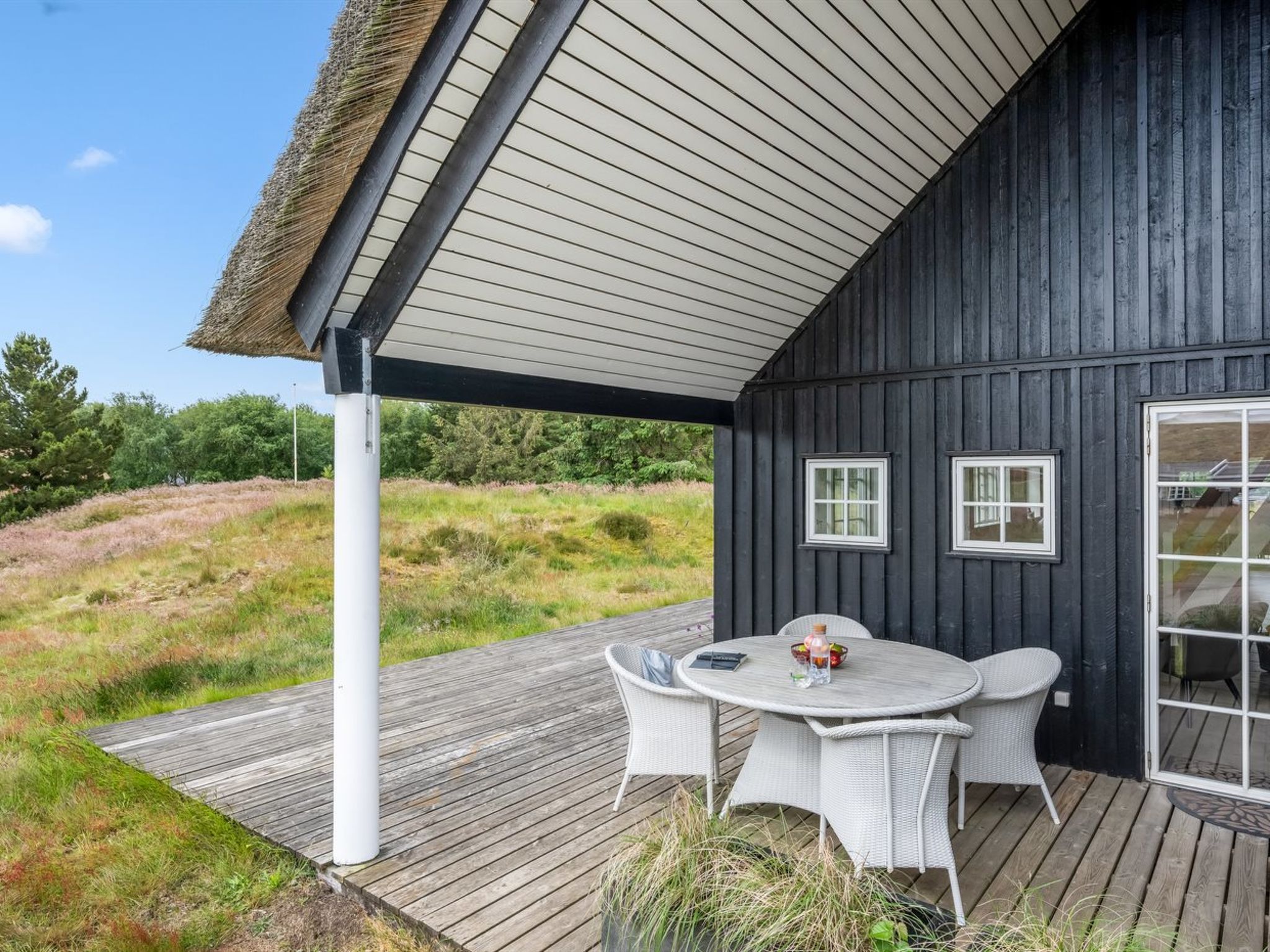 "Helmi" - 1.5km from the sea - Buiten