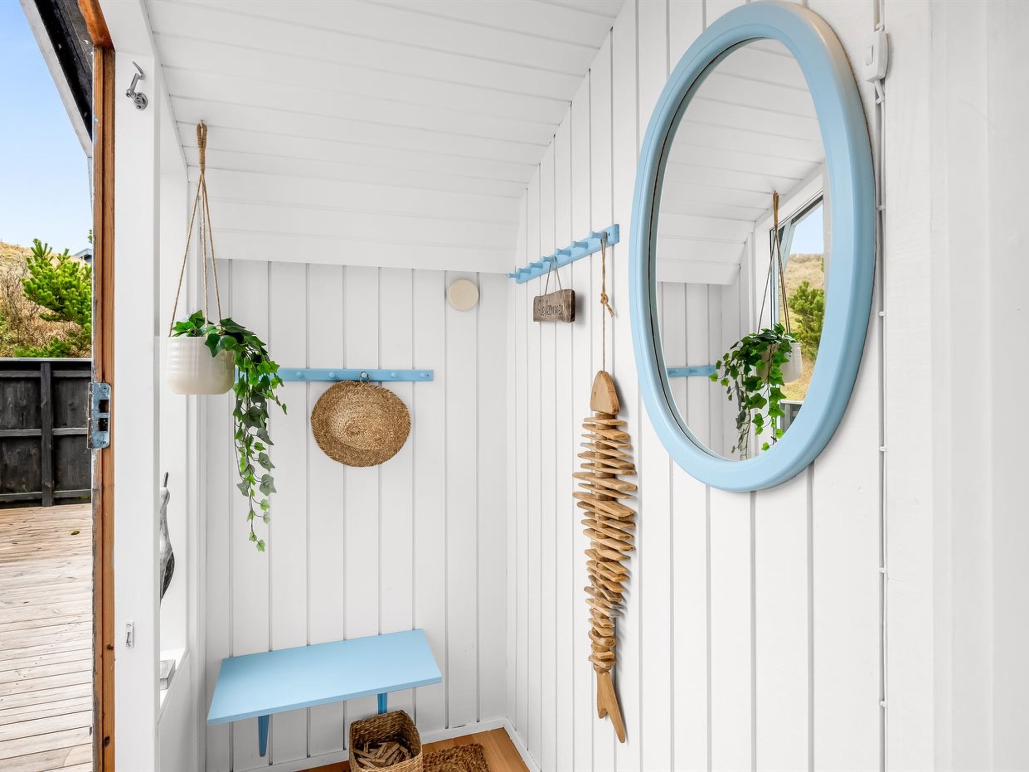 "Hanne" - 750m from the sea-Binnen