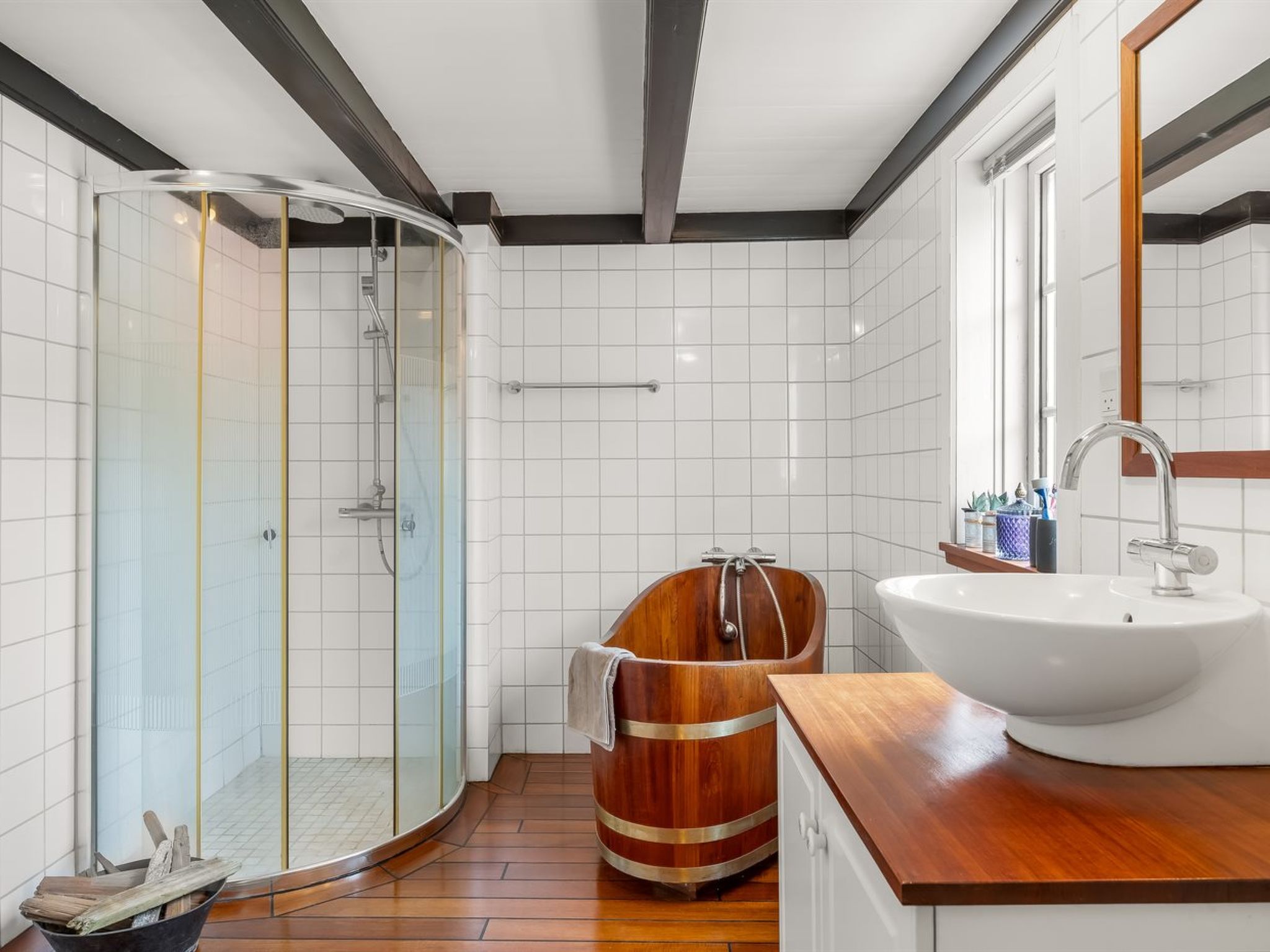 "Reika" - 500m from the sea - Binnen