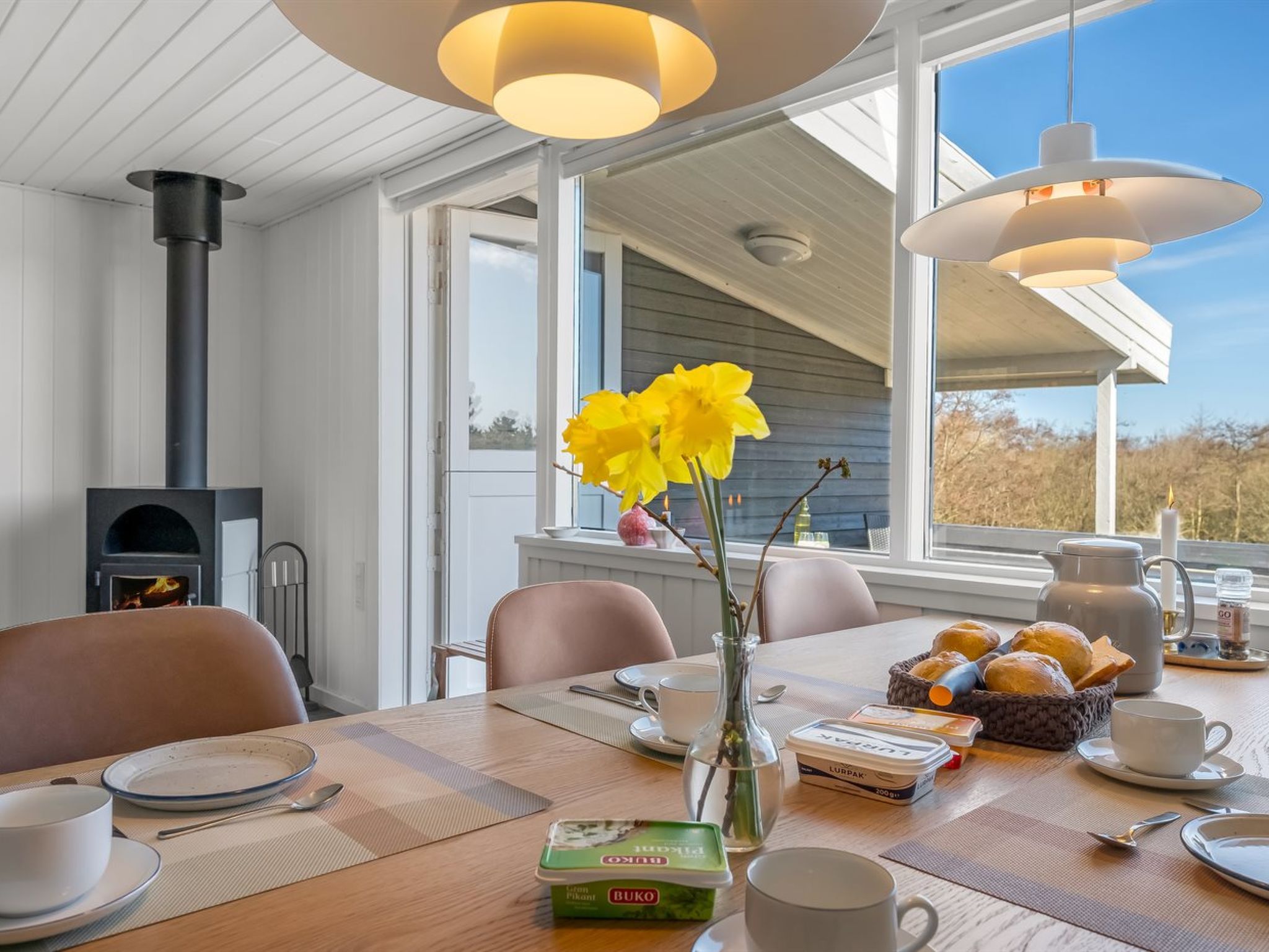 "Aiden" - 650m from the sea - Binnen