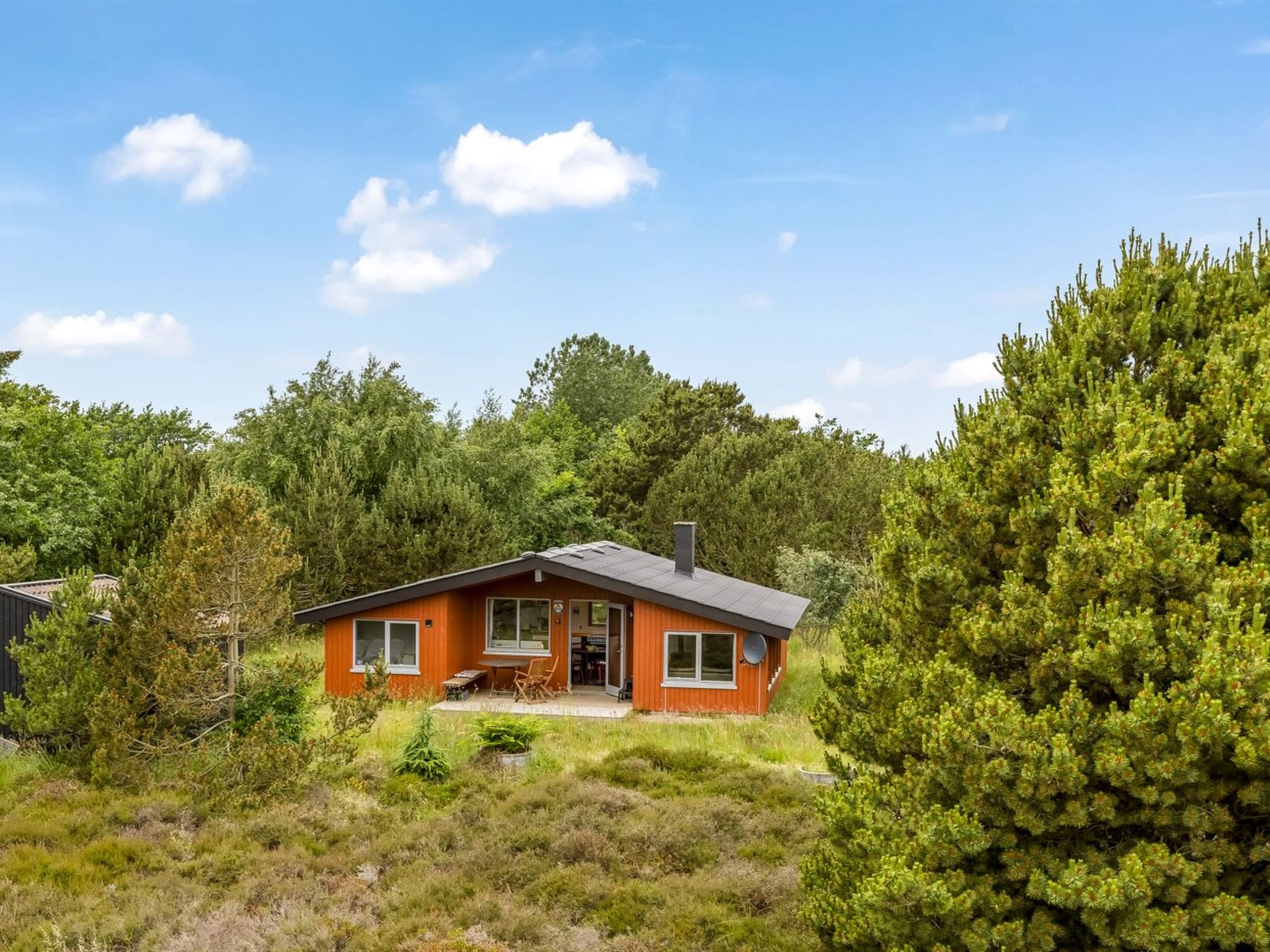 "Tuija" - 2.8km from the sea - Buiten