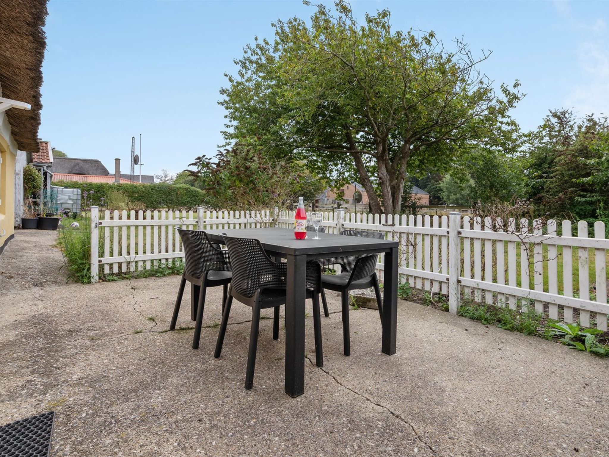 "Miko" - 19km from the sea - Buiten