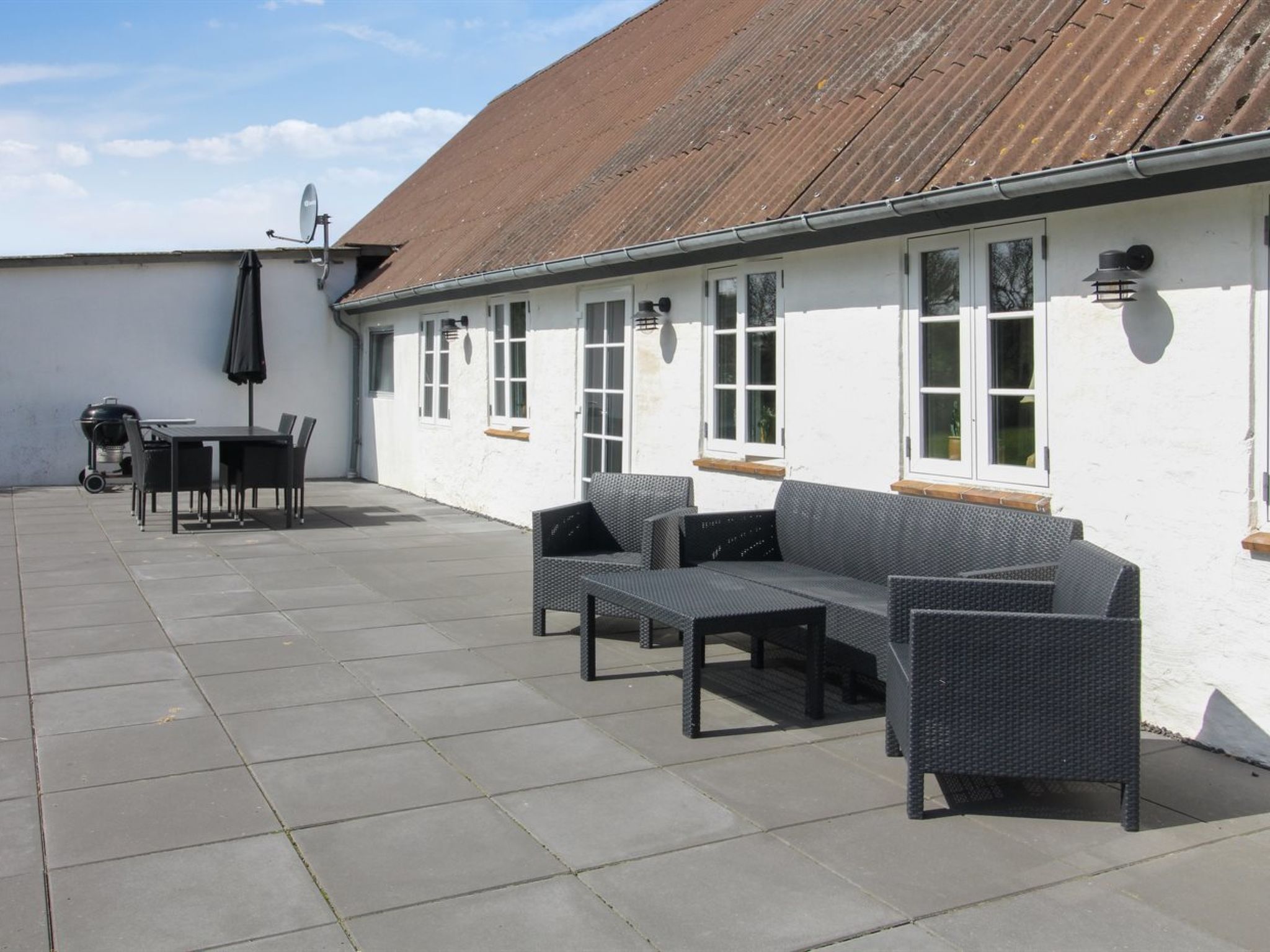 "Dolfine" - 15km from the sea — Terrace (4 of 21)