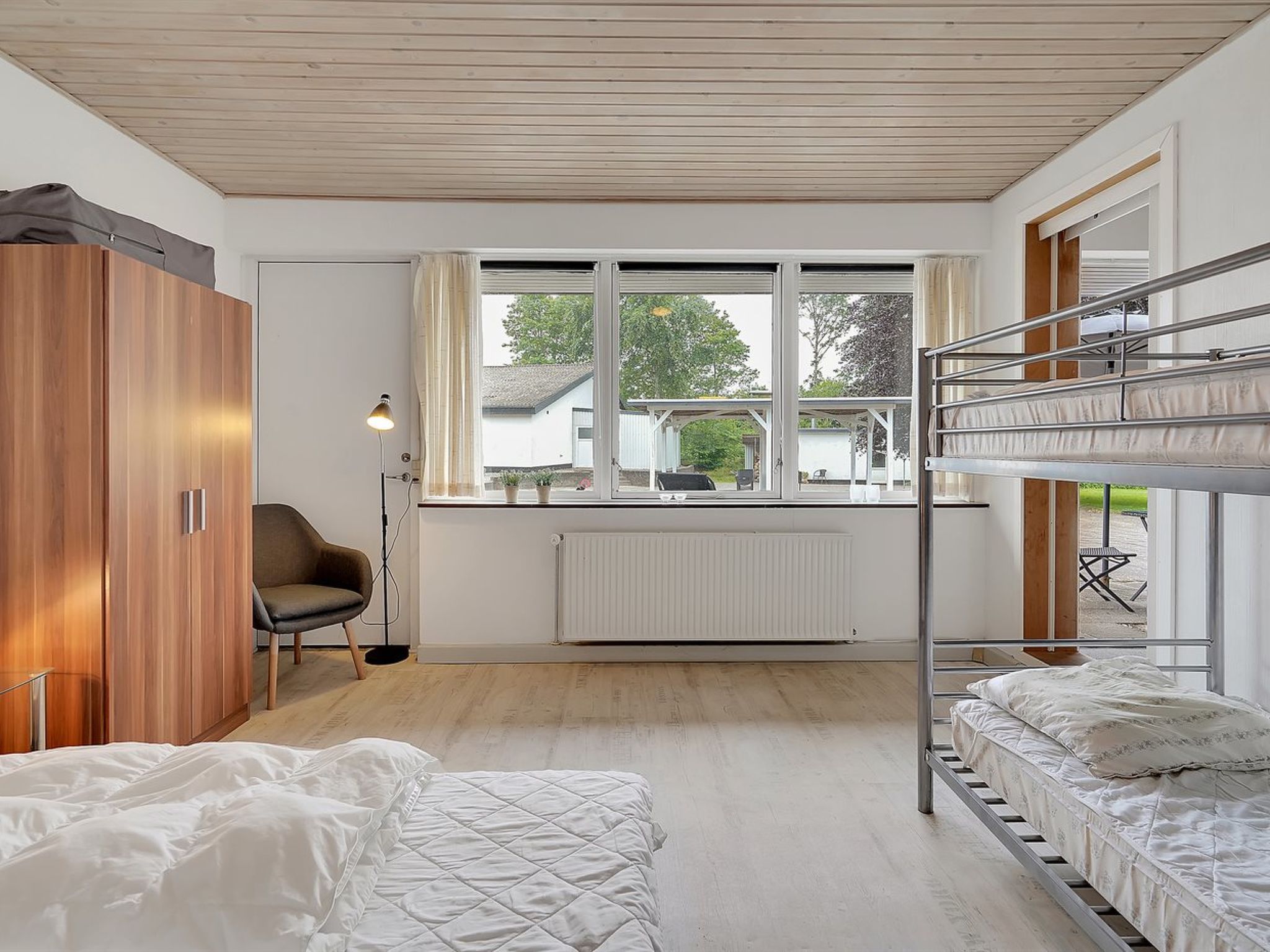 "Iida" - 20km from the sea - Binnen