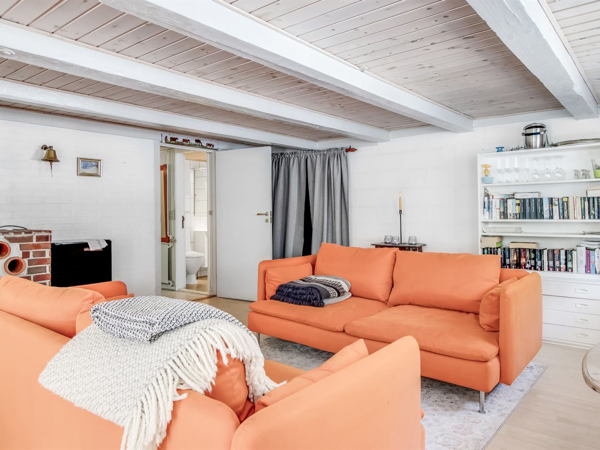 "Jolin" - 13km from the sea - Binnen