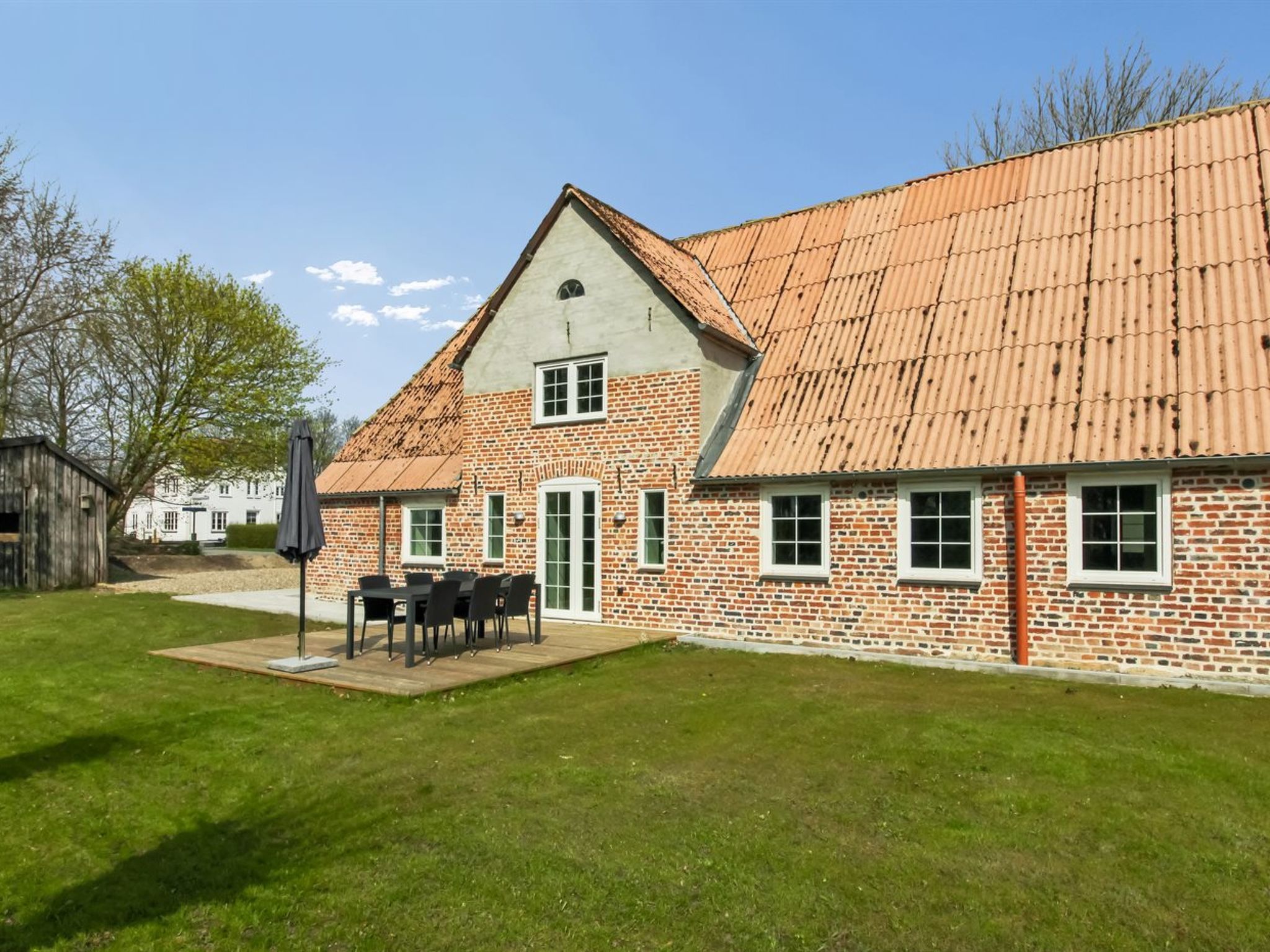 "Farah" - 25km from the sea - Buiten