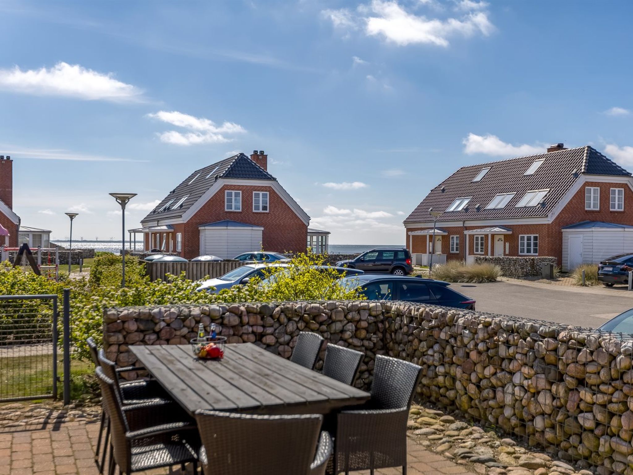 "Joonas" - 100m from the sea - Buiten