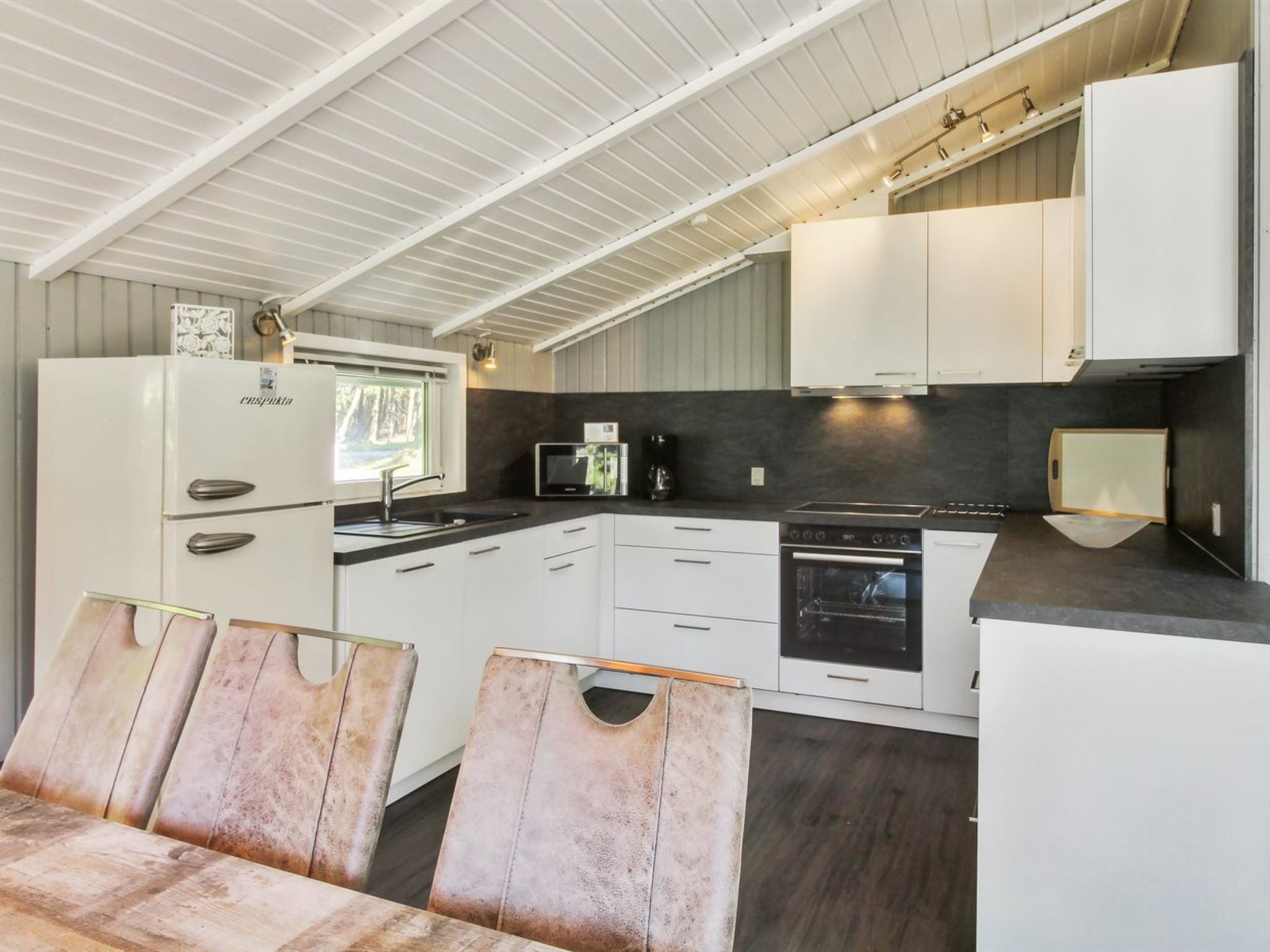 "Cajsa" - 1.5km from the sea - Binnen
