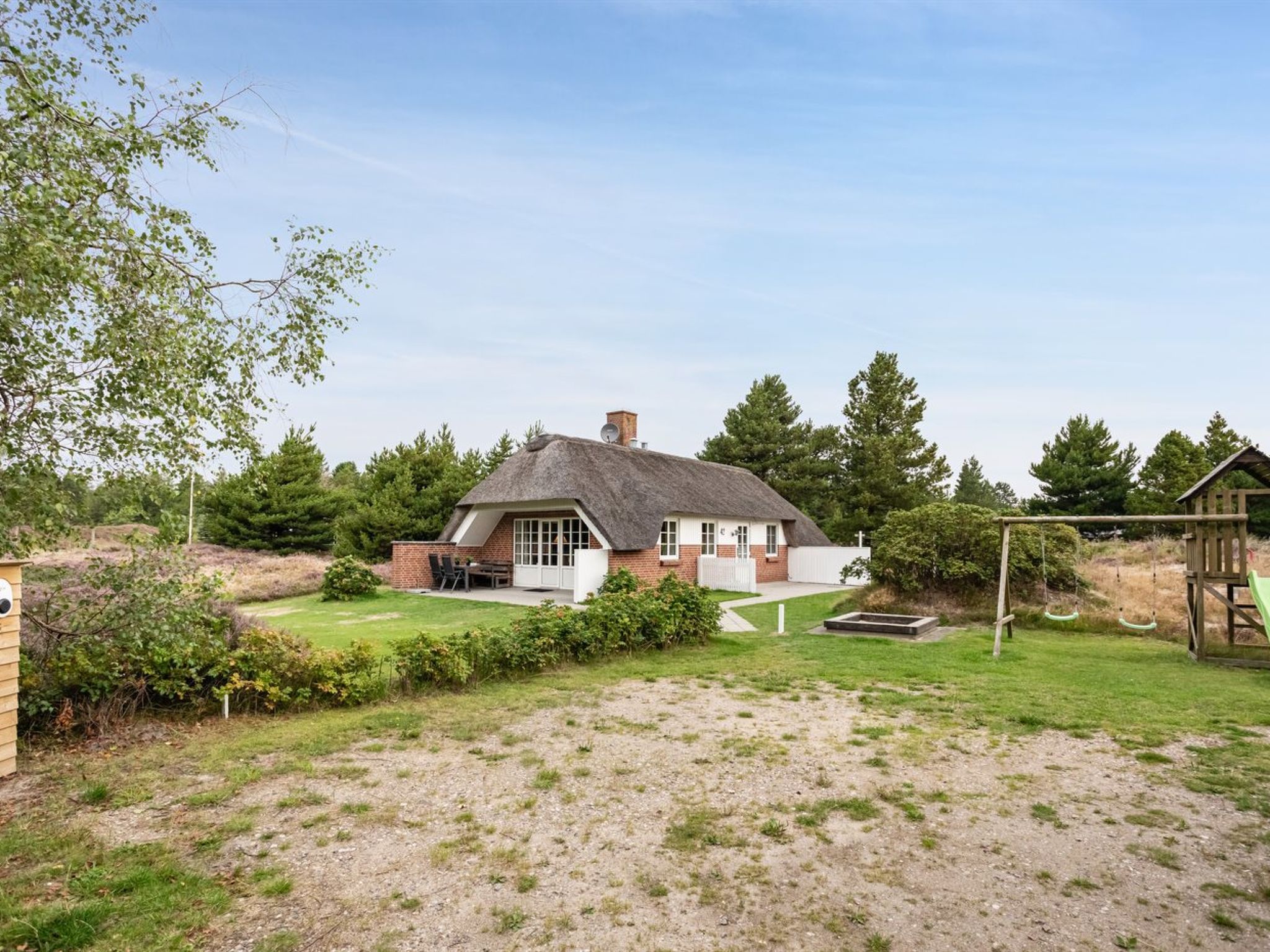 "Hakun" - 4km from the sea - Buiten