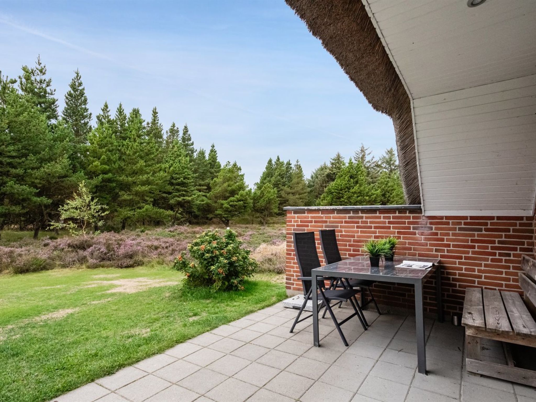 "Hakun" - 4km from the sea - Buiten