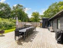 Ruime vakantiewoning voor 14 personen met sauna en whirlpool op 4,5 km van zee - thumbnail 1